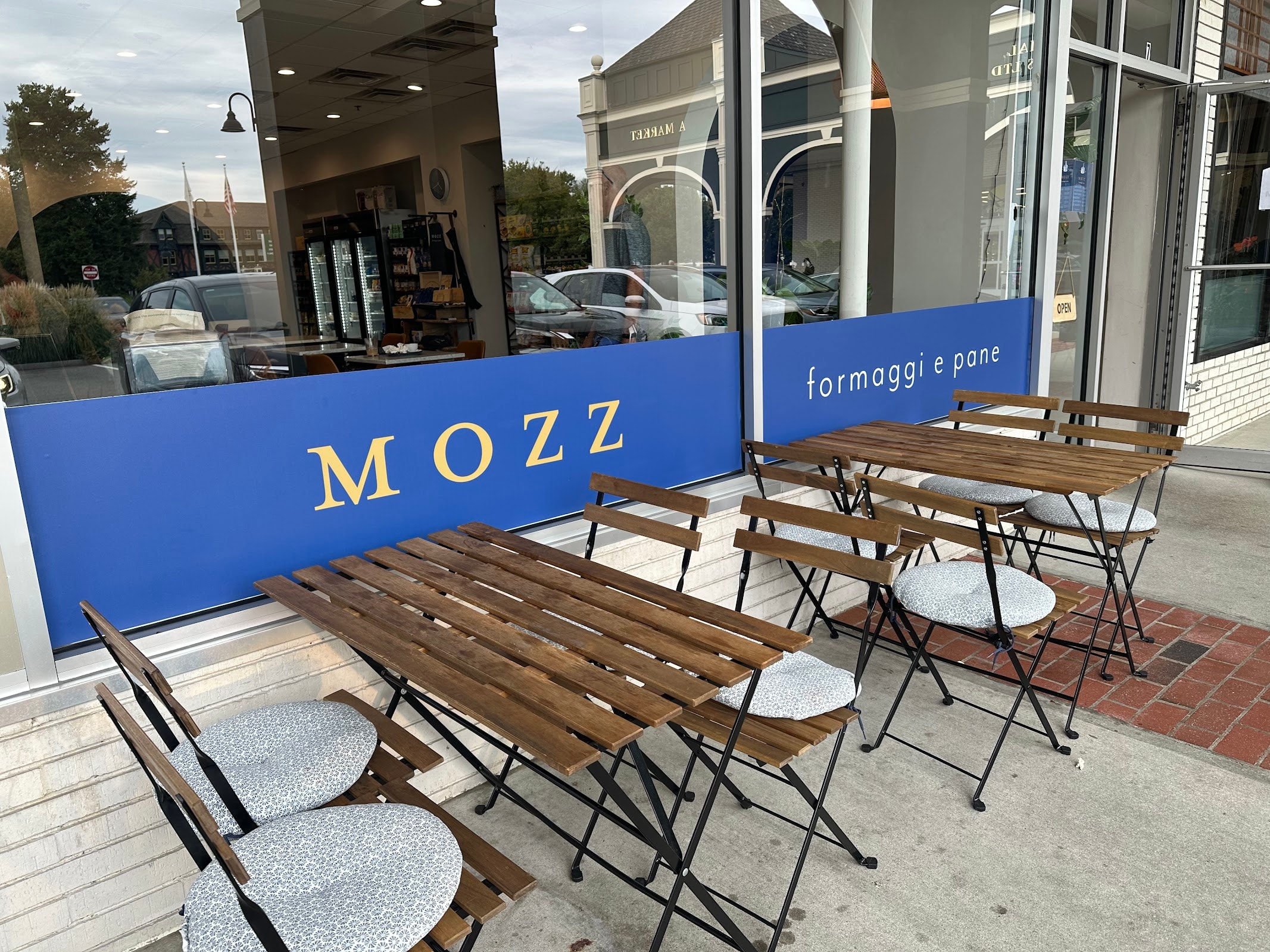 Mozz
