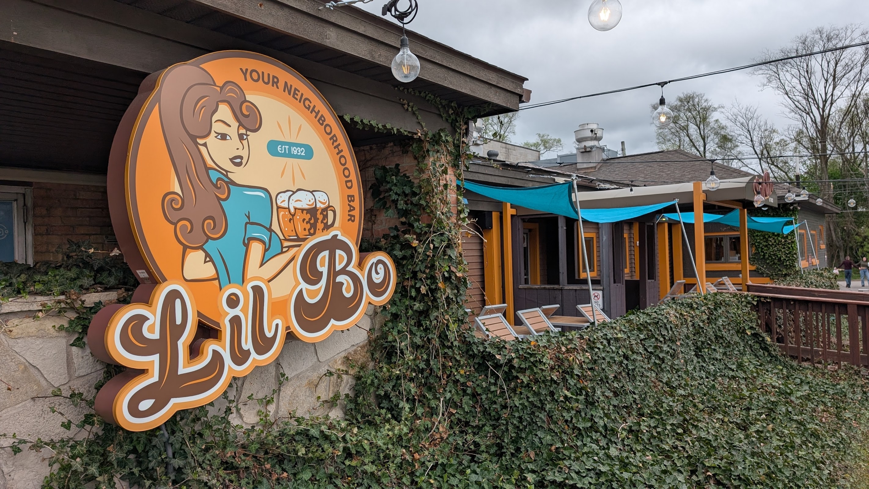 Lil Bo Bar and Restaurant