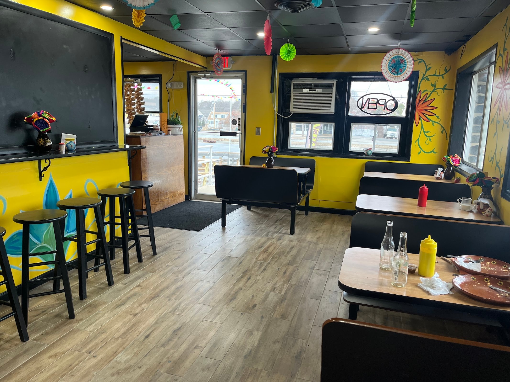 CHAVELITA'S RESTAURANT AUTHENTIC MEXICAN FOOD