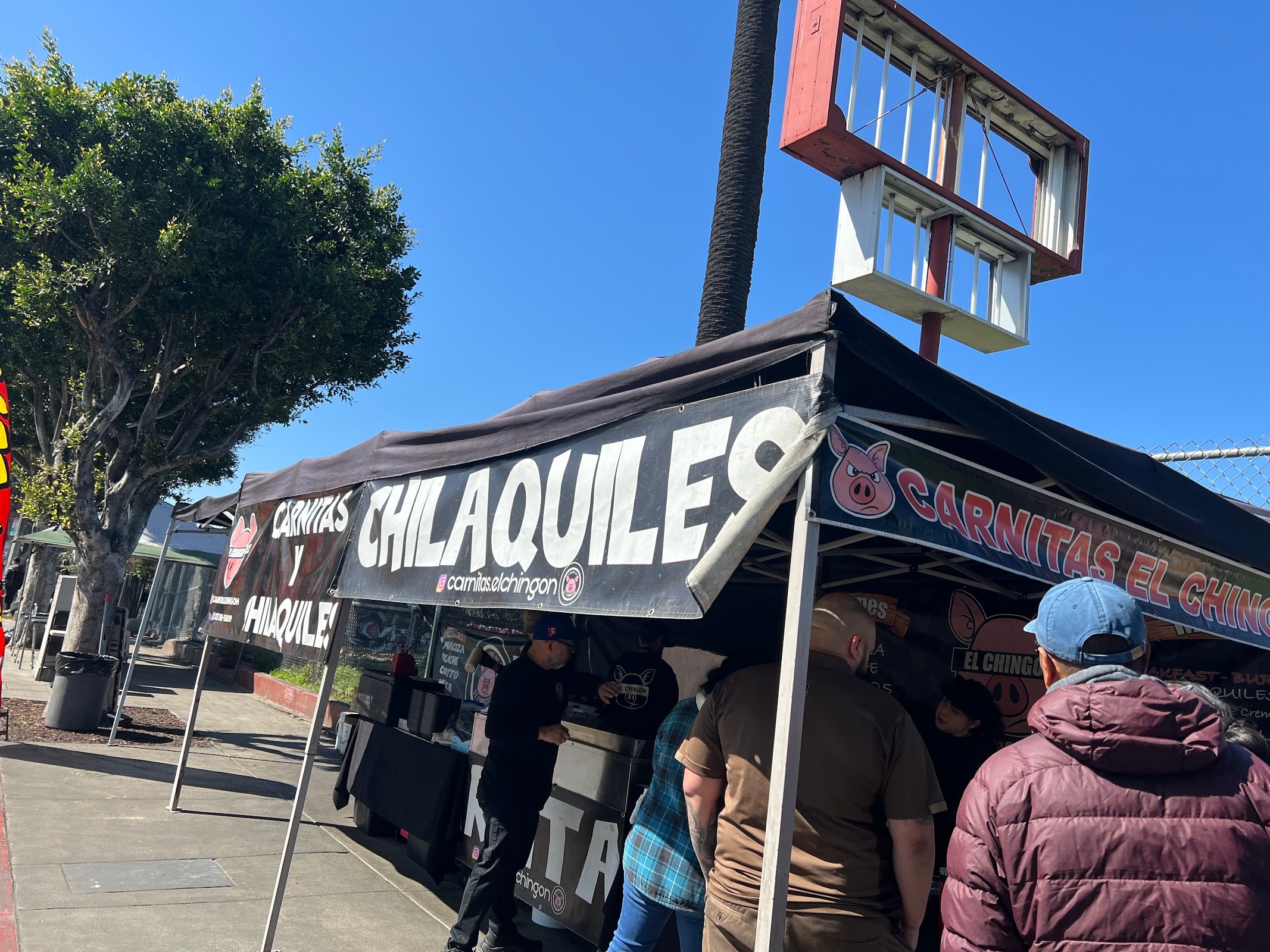 Tacos stand El Chingon