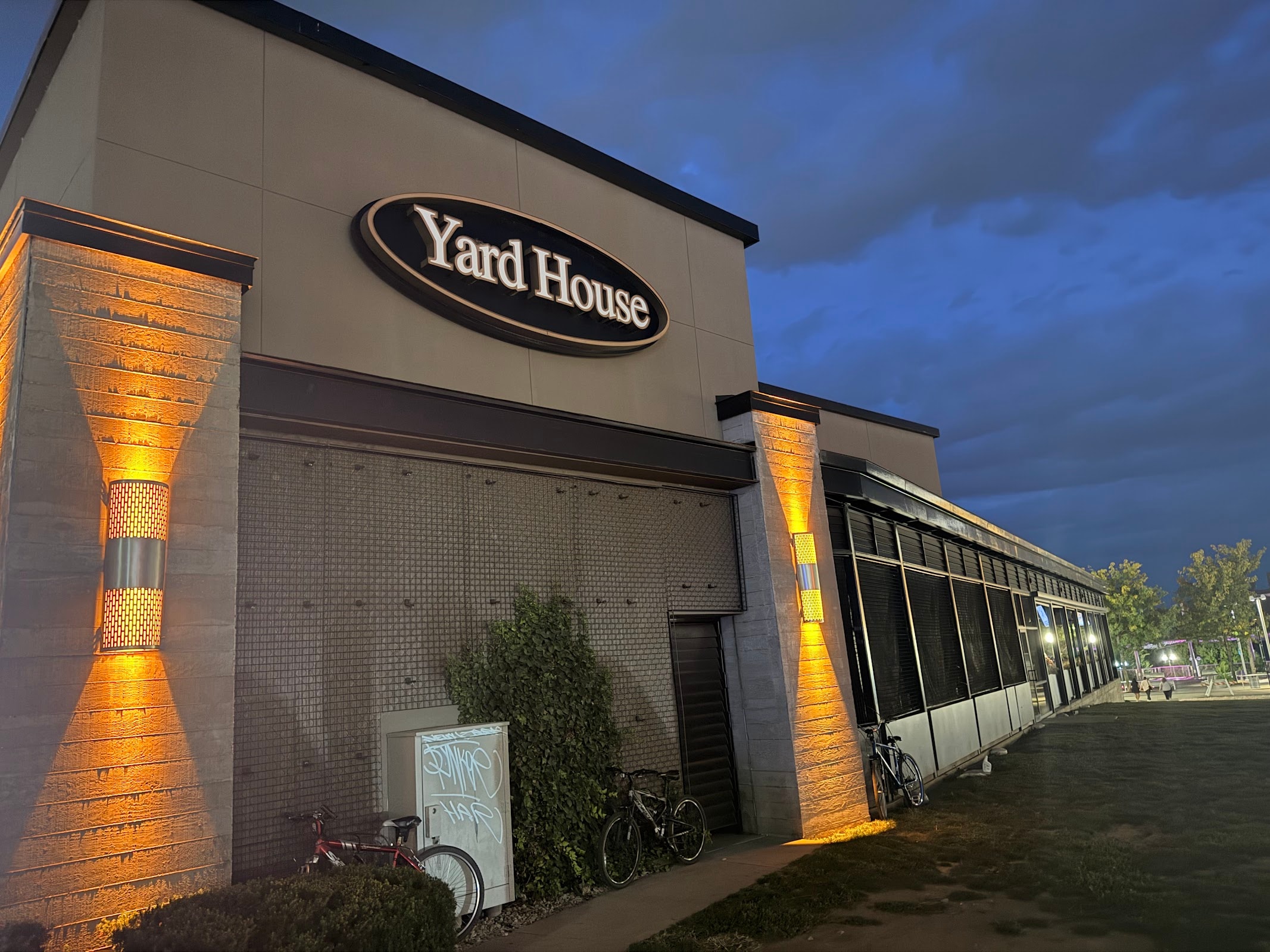 Yard House