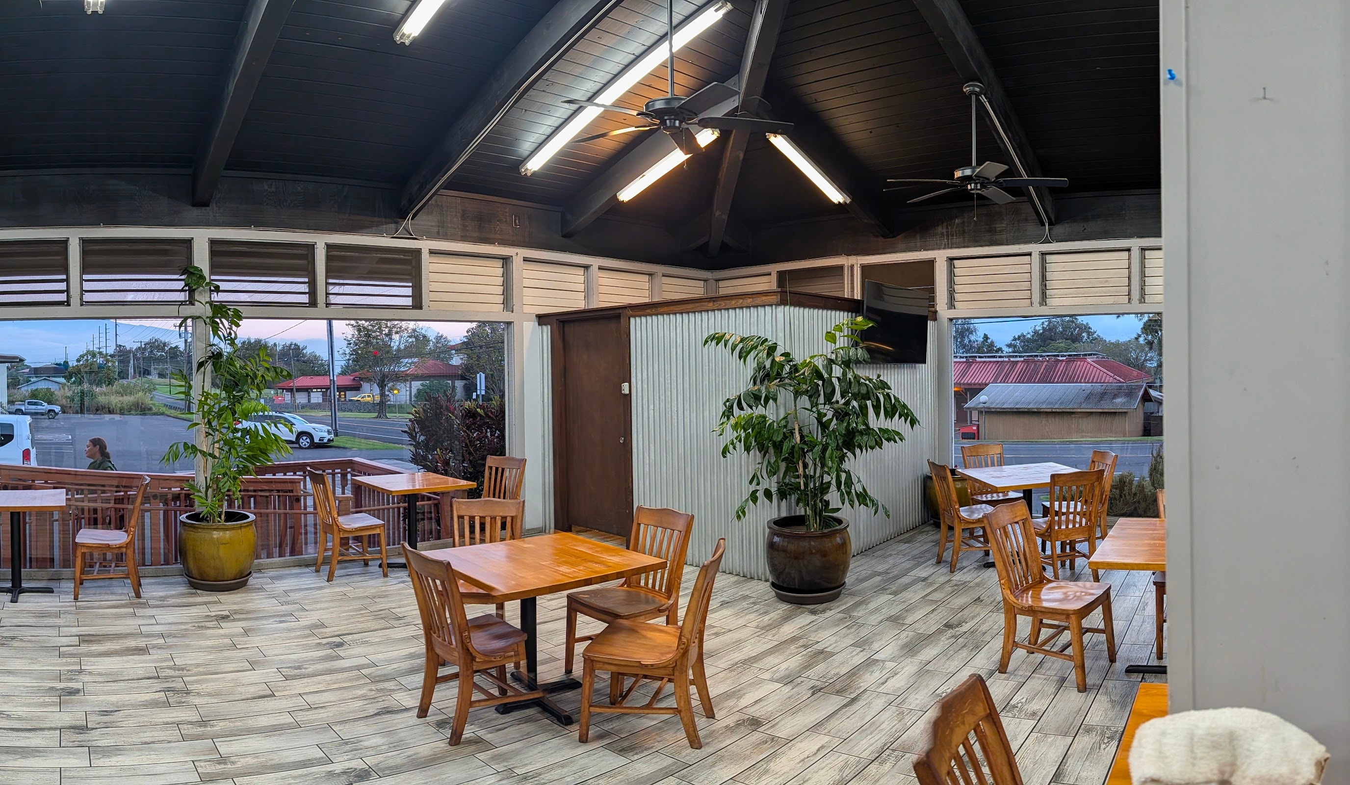 Ippy’s Hawaiian BBQ