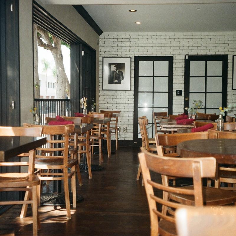 Mauro Cafe