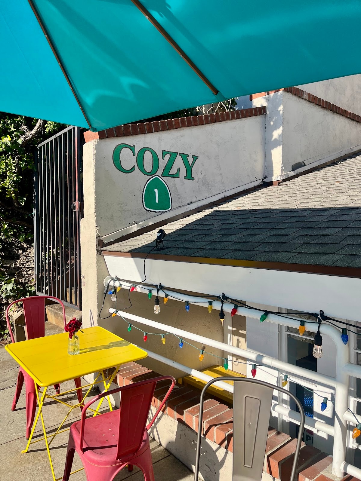 Cozy 1 Gelato & Baked Goods