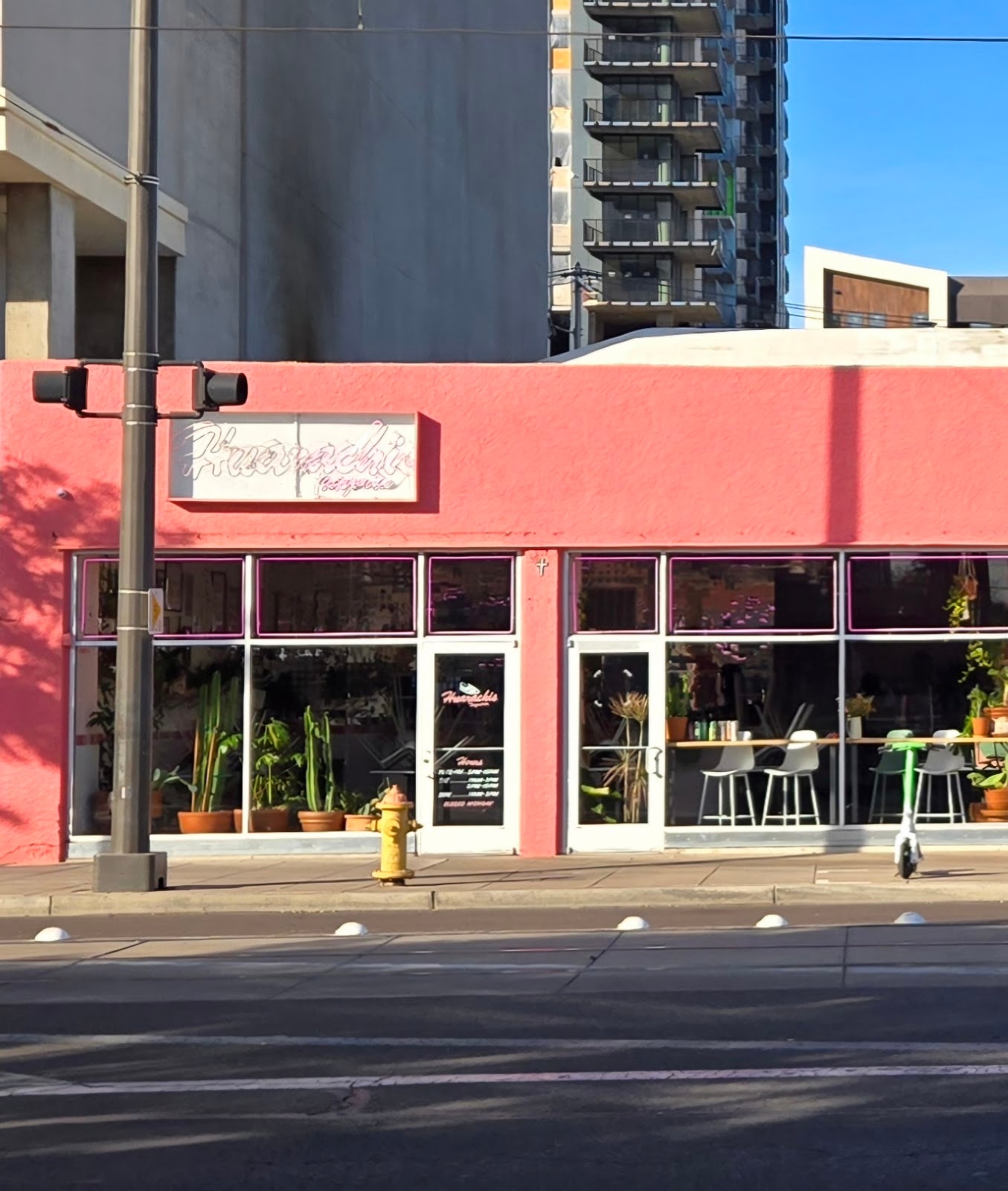 Huarachis Taqueria