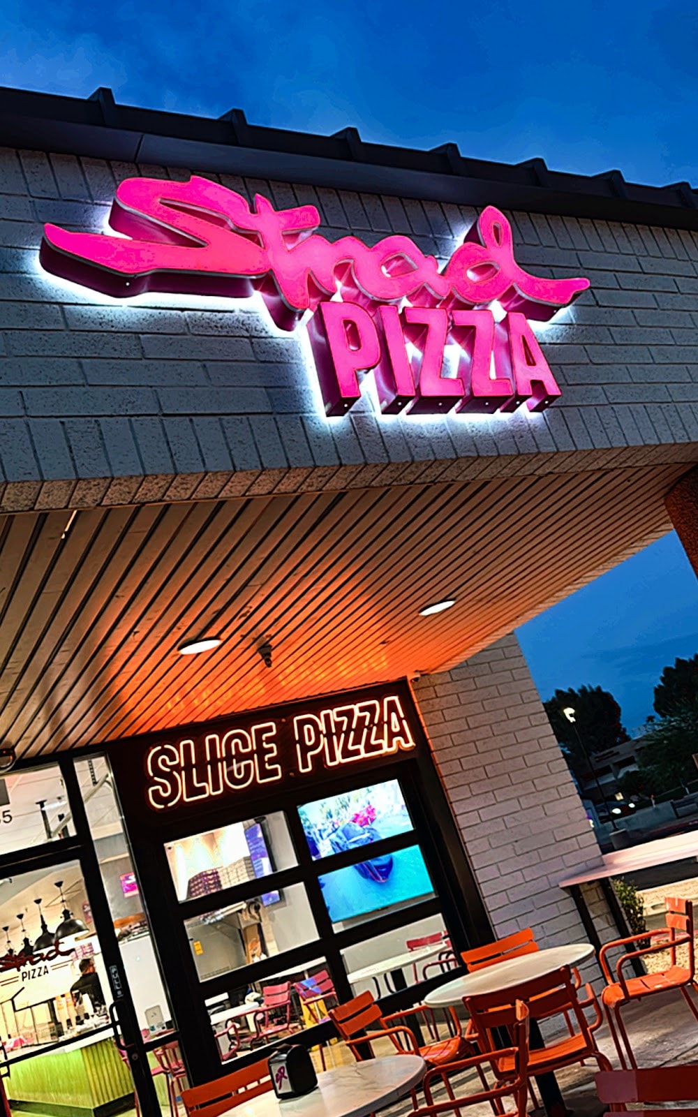 Strad Pizza