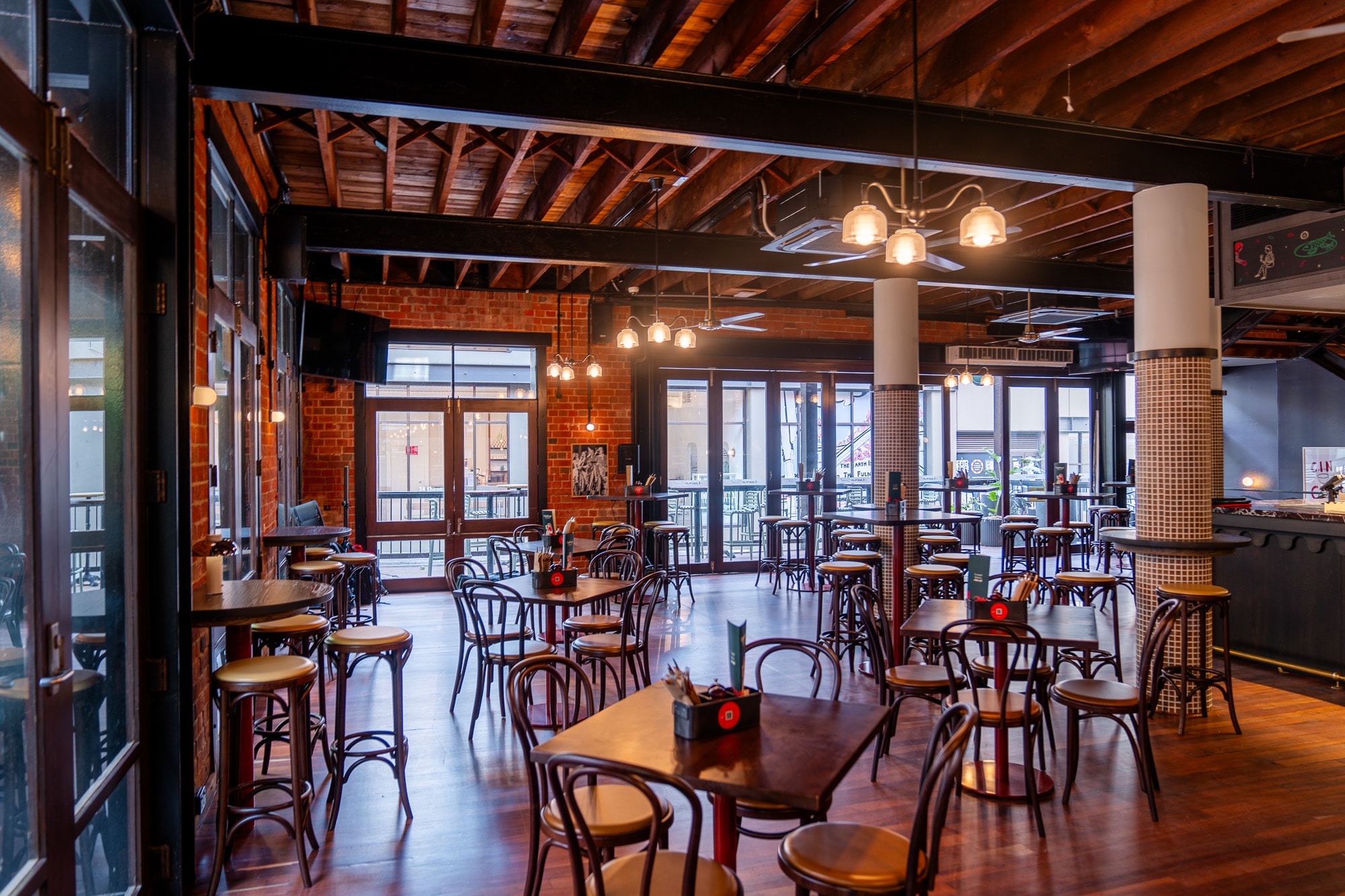 The Laneway Social, East End