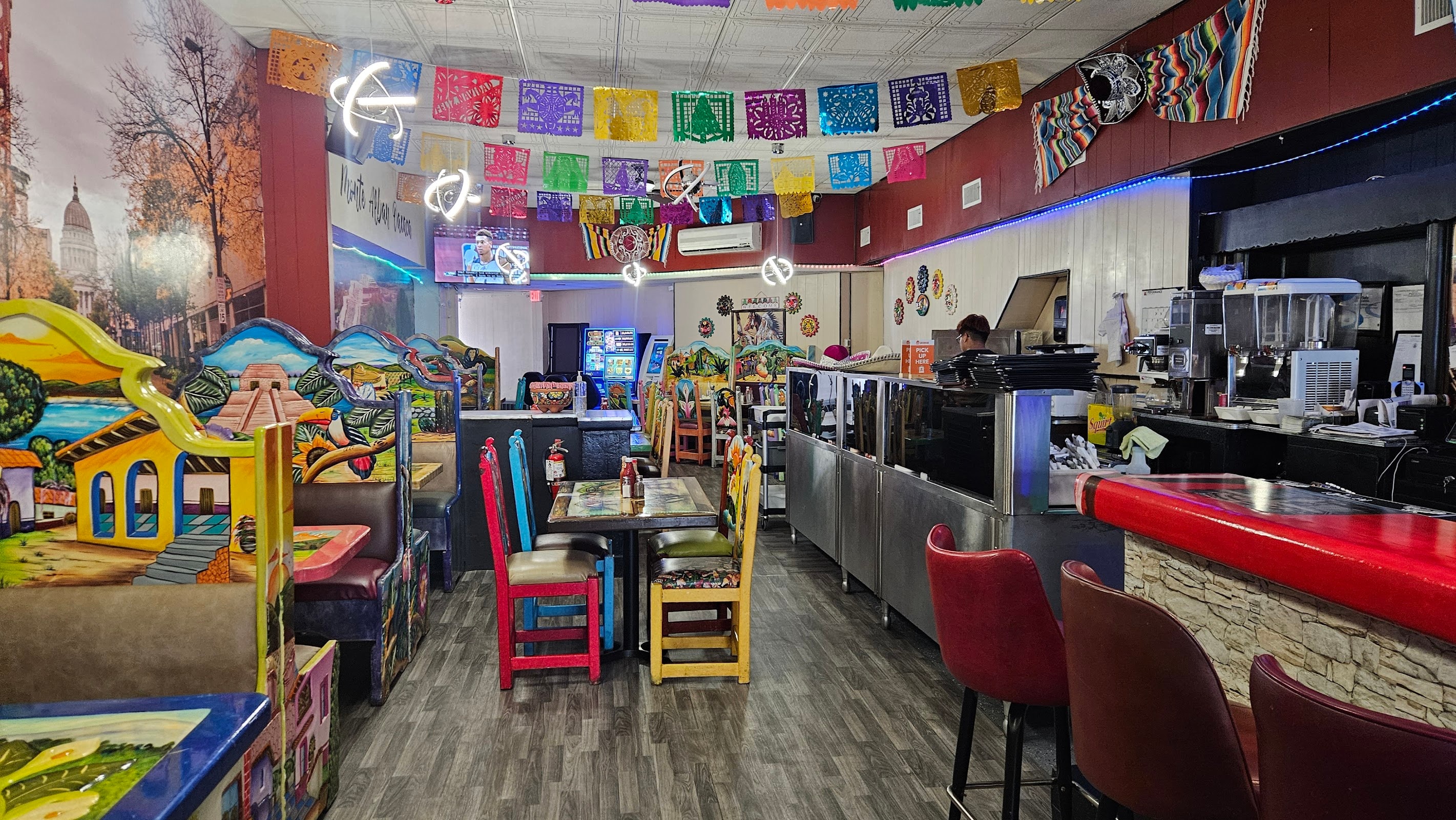 El Aguila Real Mexican Restaurant & grill