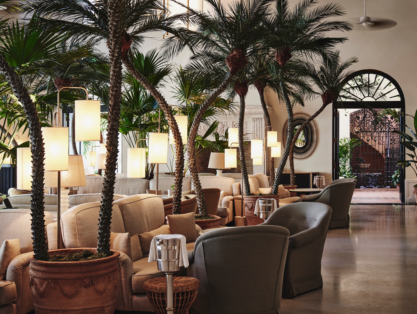 Champagne Bar at The Surf Club
