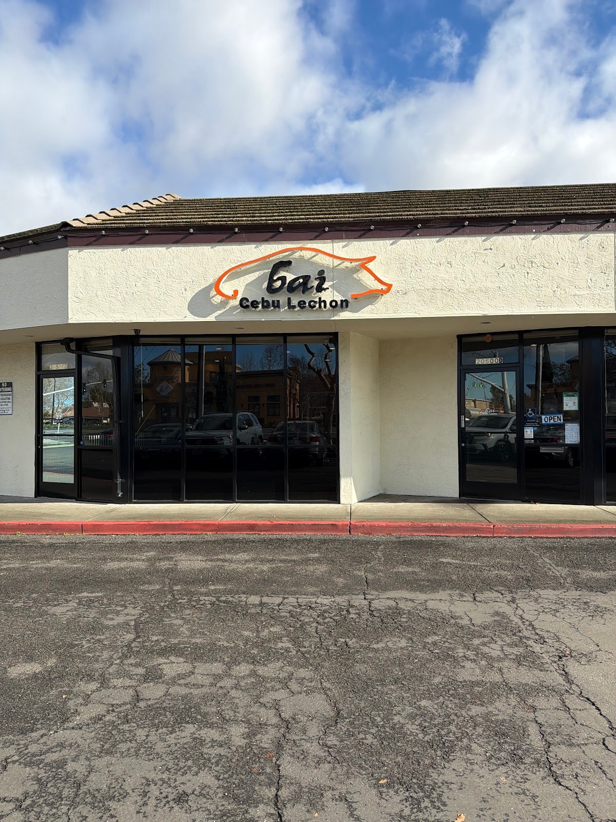 Bai Cebu Lechon - Hayward branch