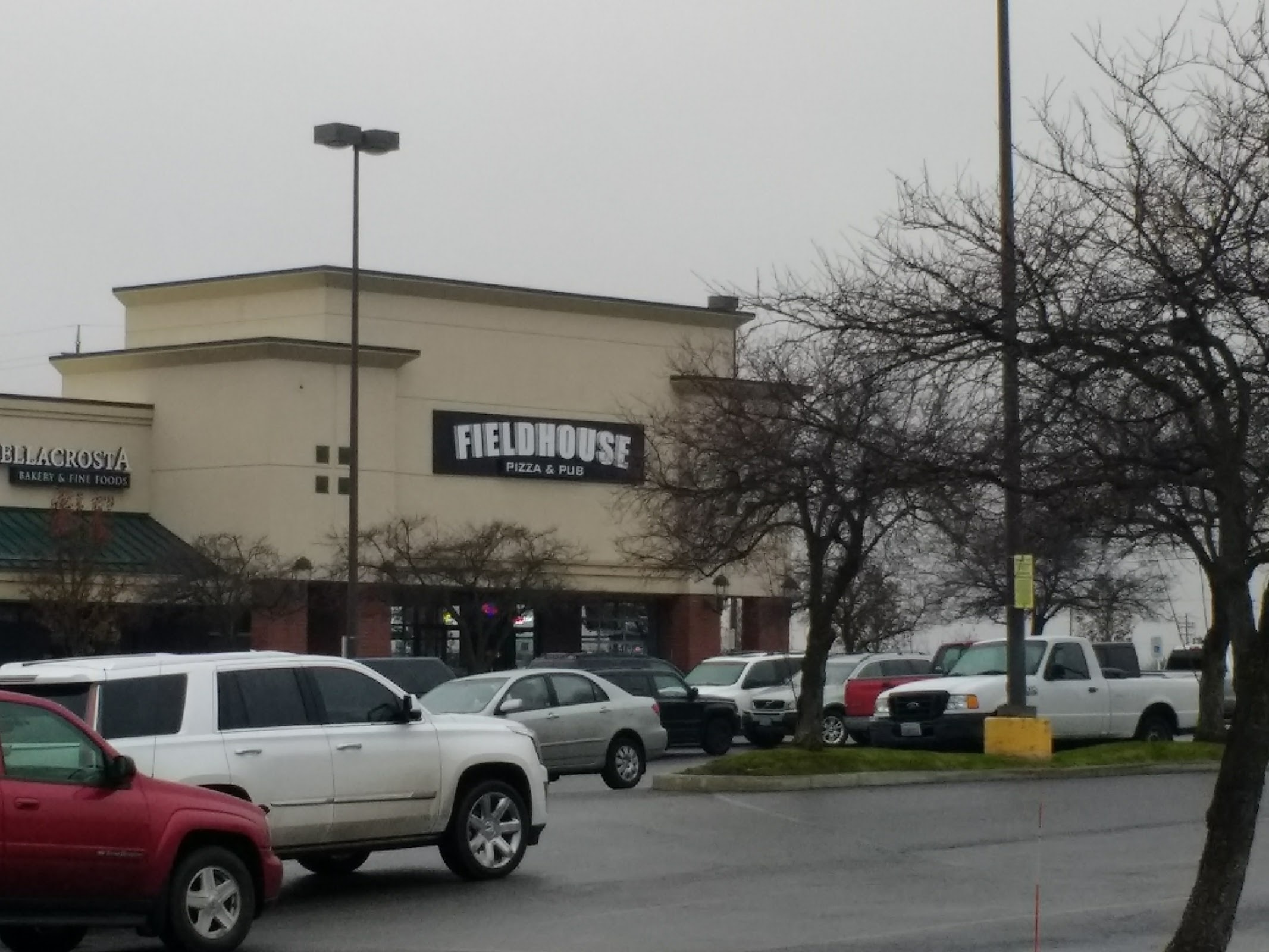 Fieldhouse Pizza & Pub - Liberty Lake