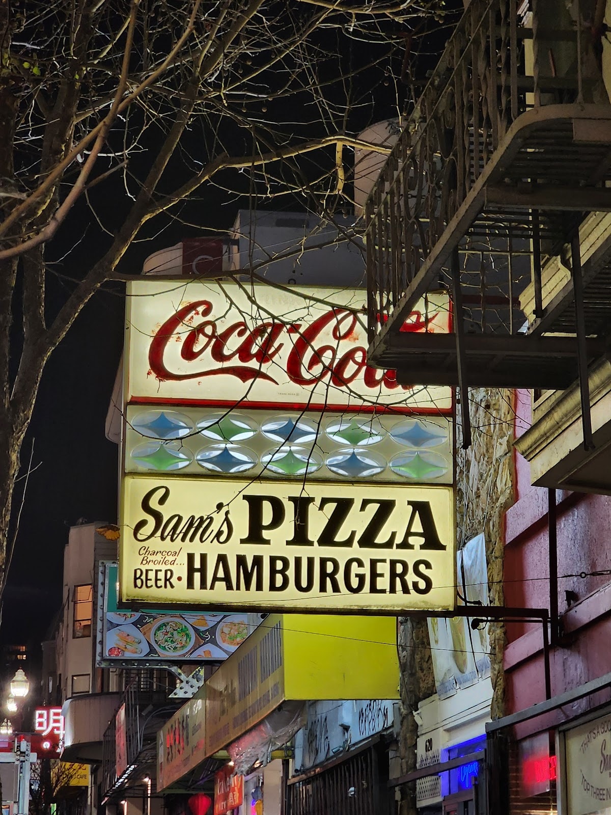 Sam’s Pizza & Burgers