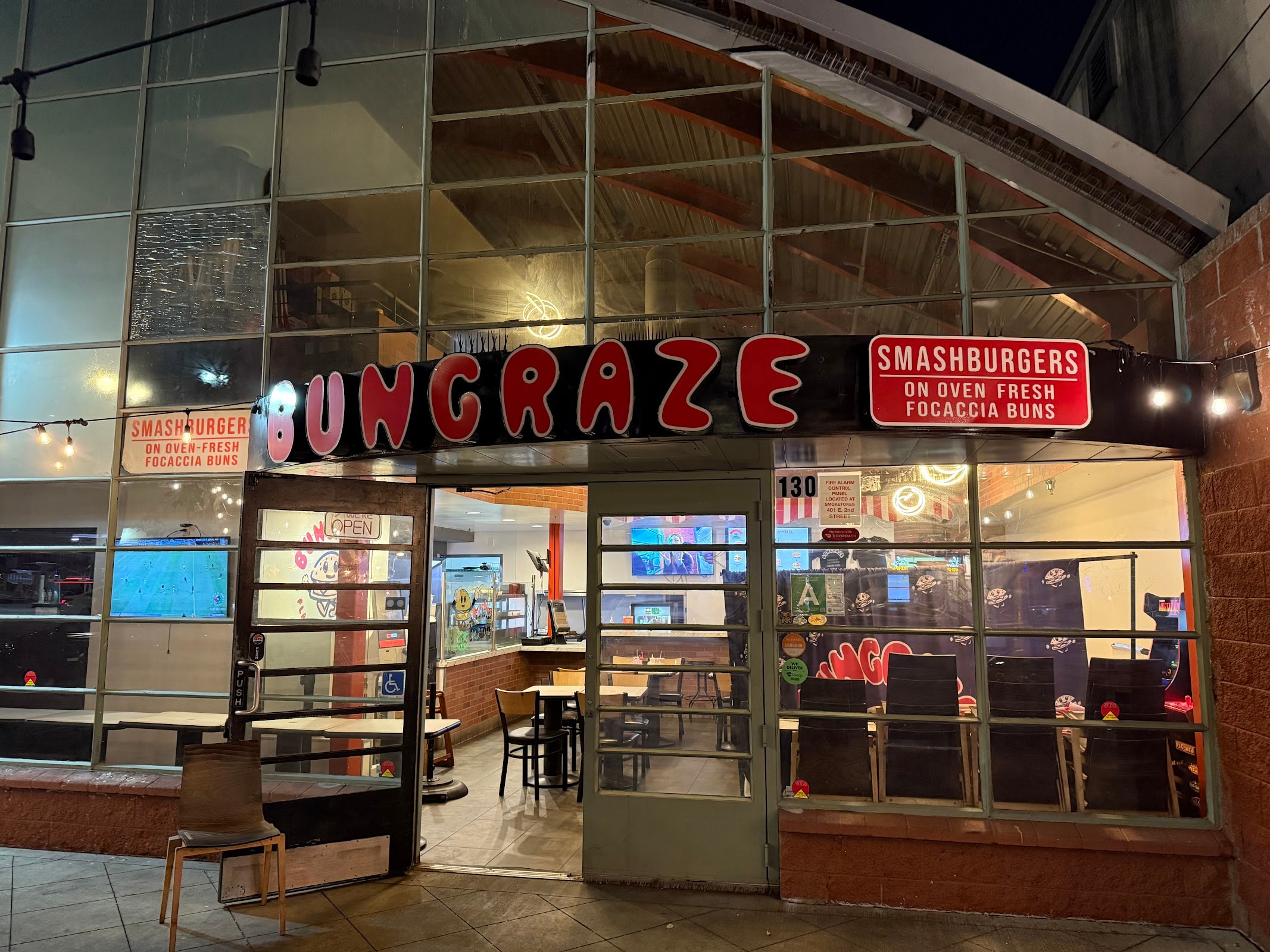 BunGraze: Flatbread Hamburgers