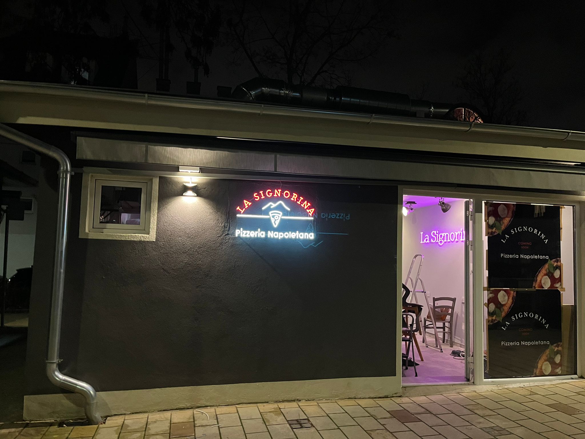 La Signorina Pizzeria Napoletana