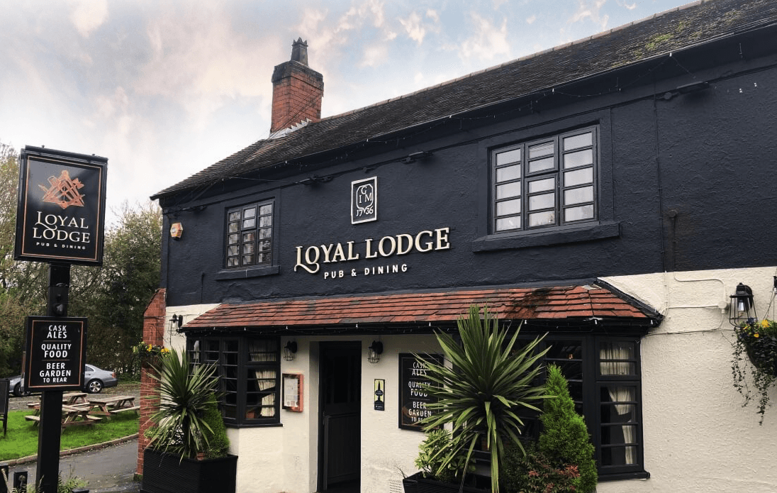 Loyal Lodge Inn