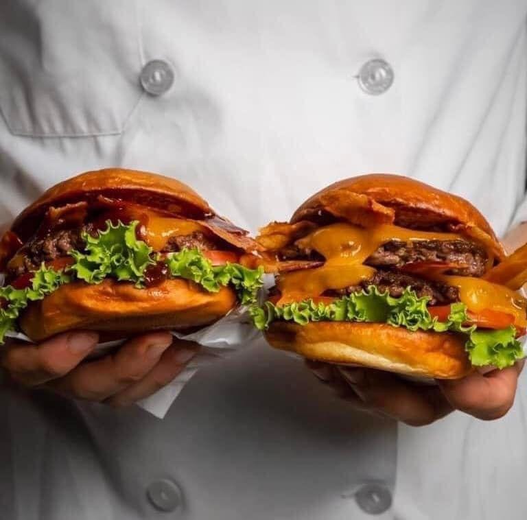 Fastgood PR Arecibo Burgers