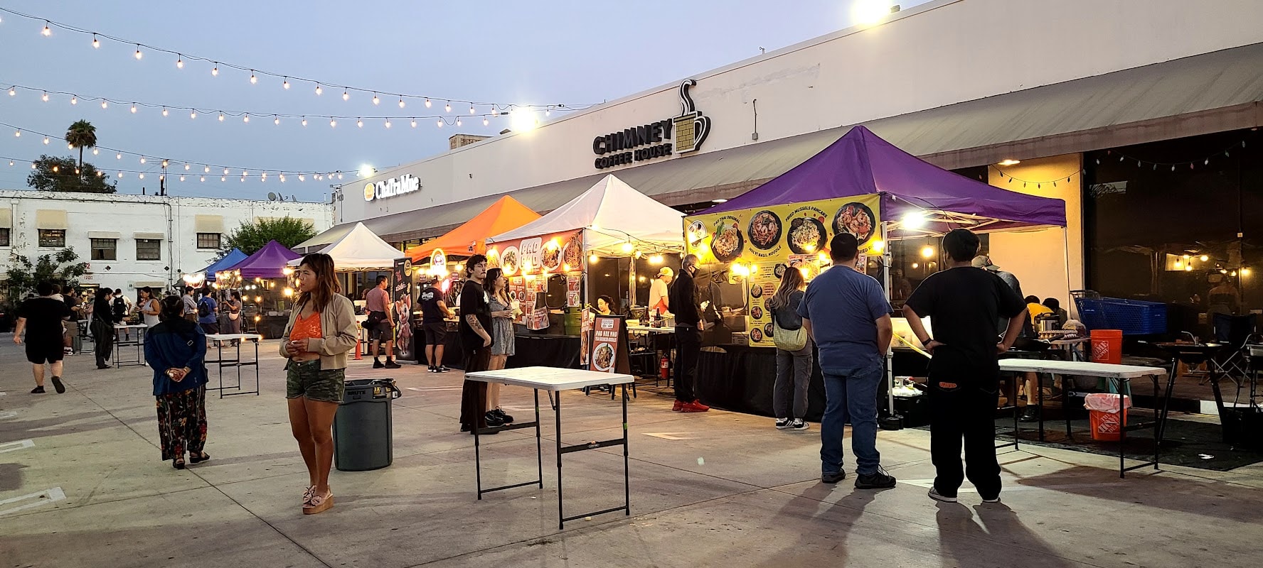 Damnoen Saduak Night Market
