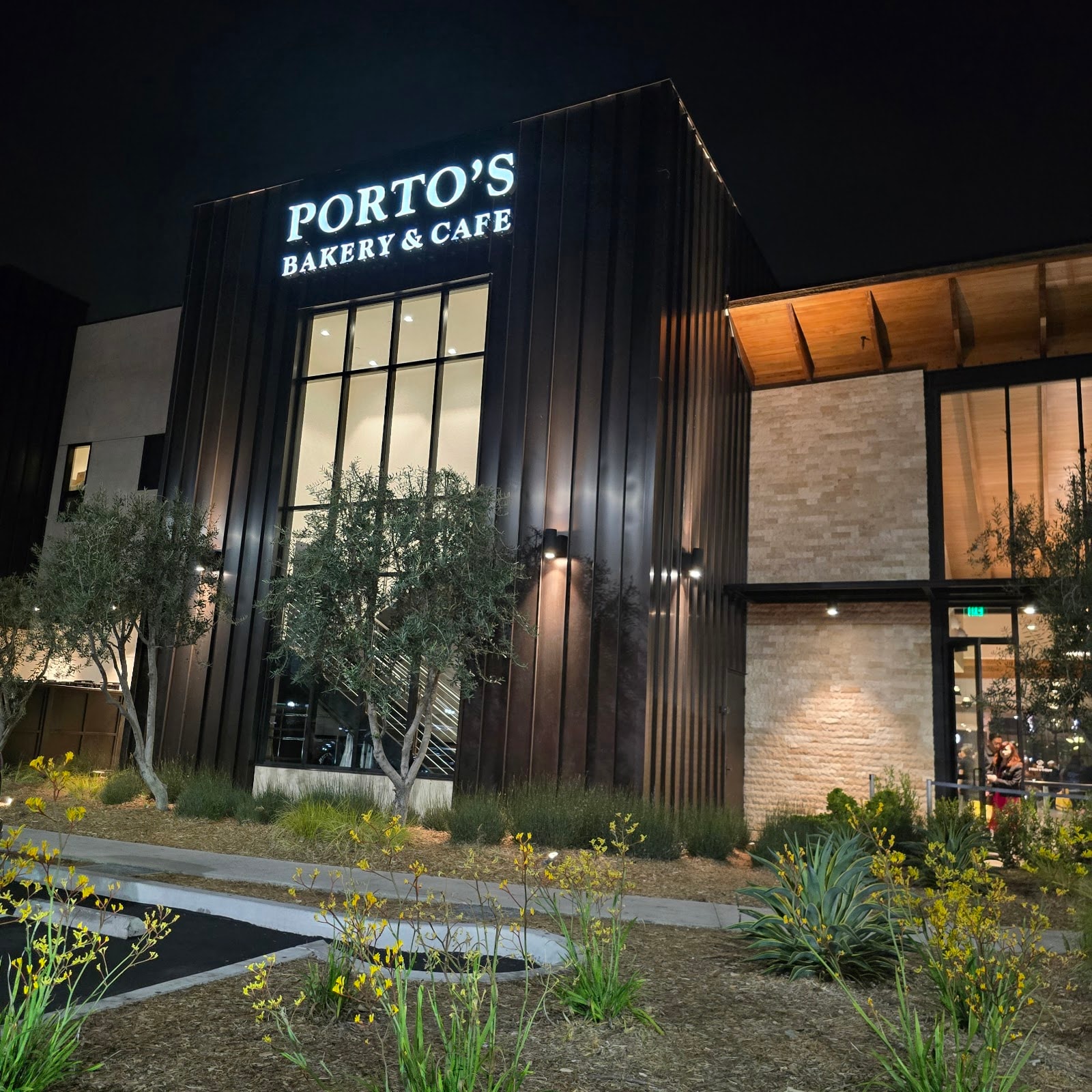 Porto's Bakery and Cafe