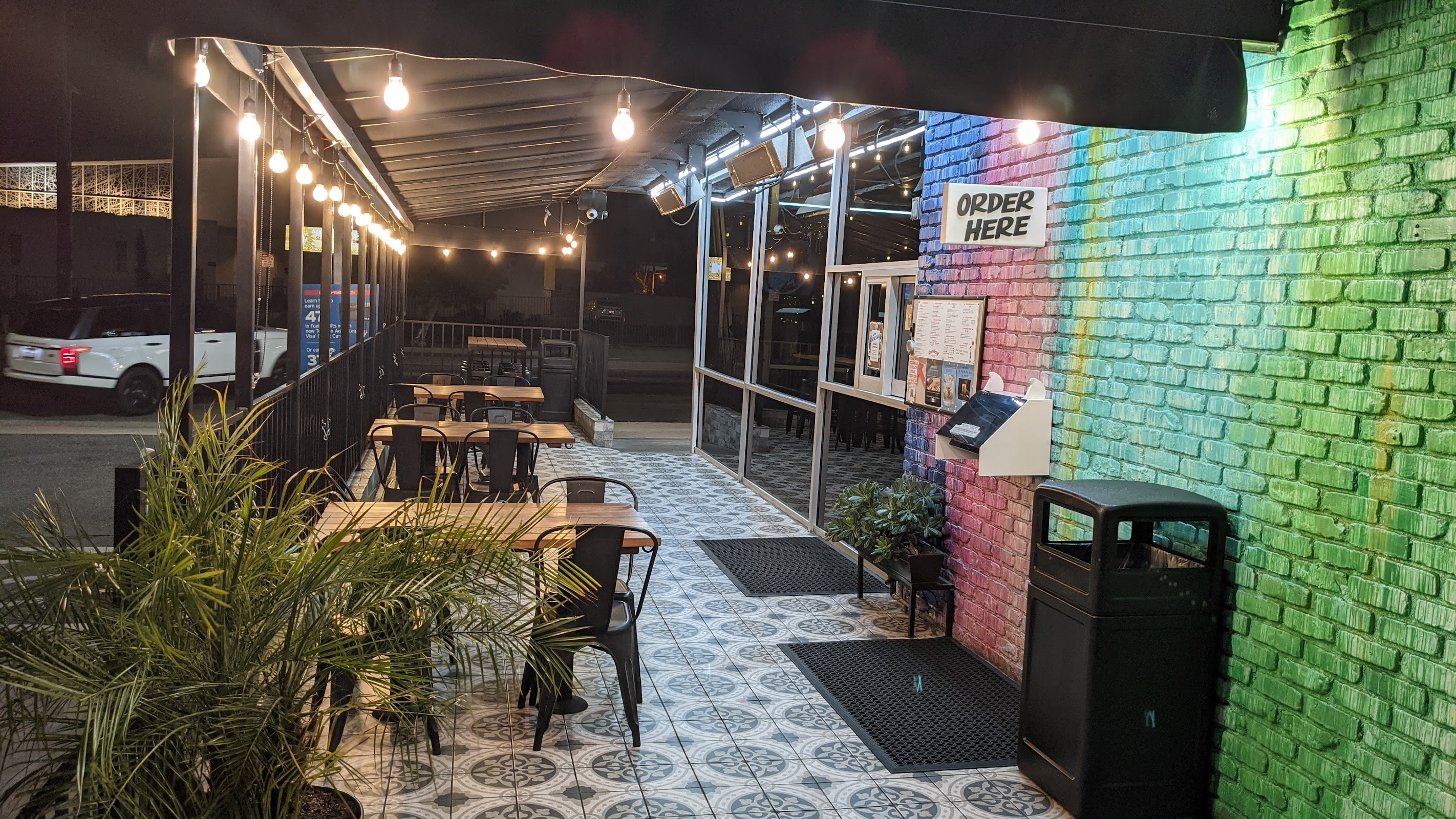 Que Ricos Fresh Mexican Kitchen