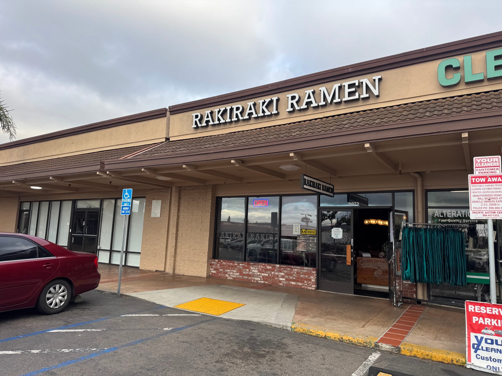 Rakiraki Ramen & Tsukemen
