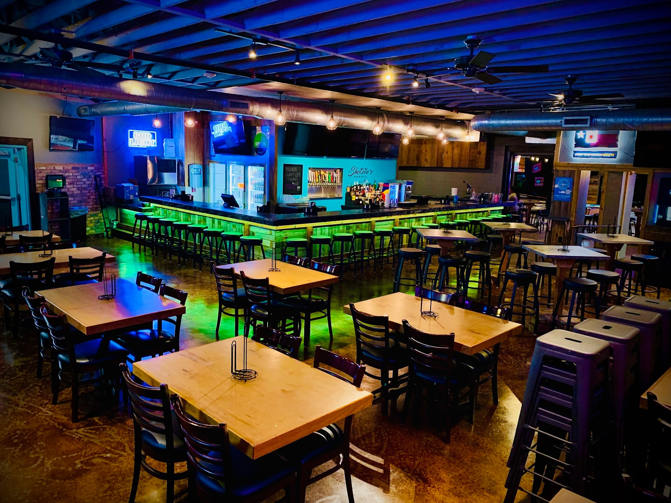 Shotzee's Bar & Grill