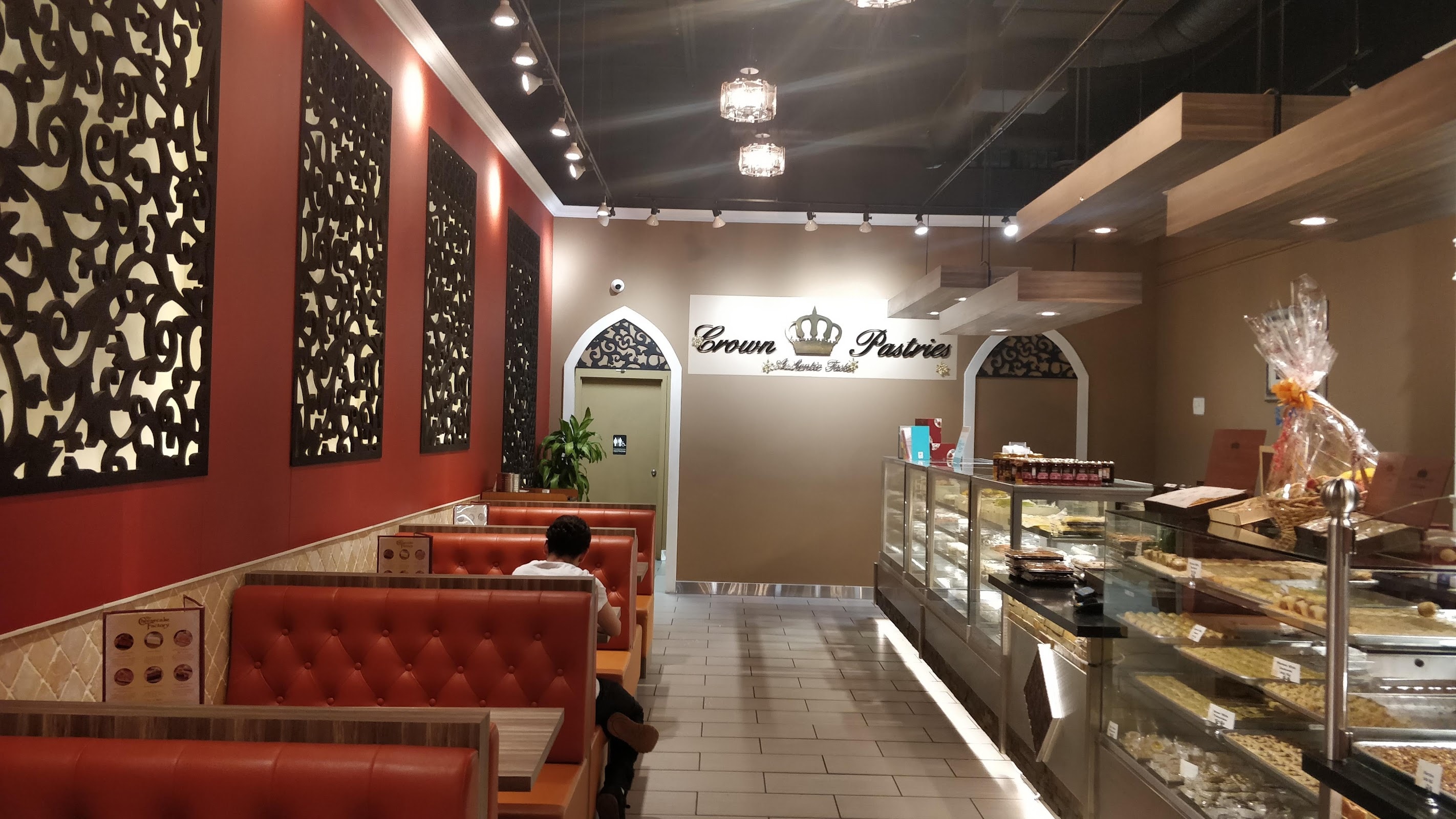 Crown Pastries