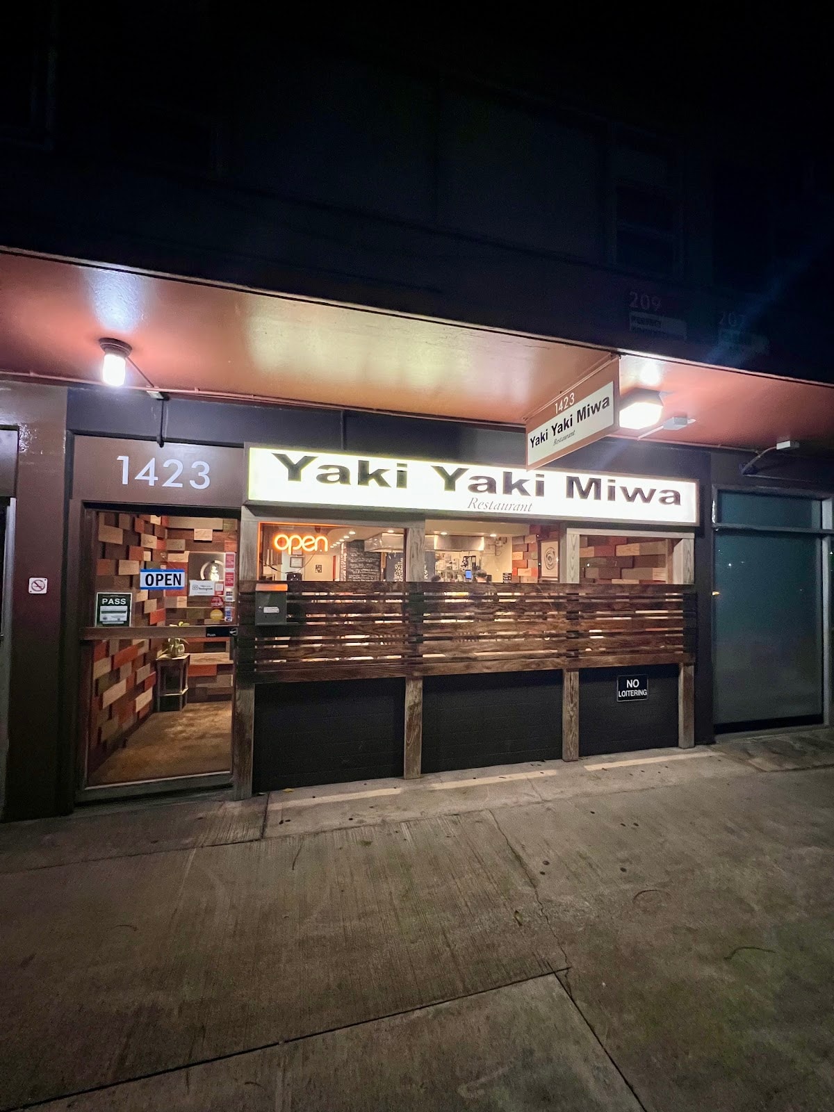 Yaki Yaki Miwa