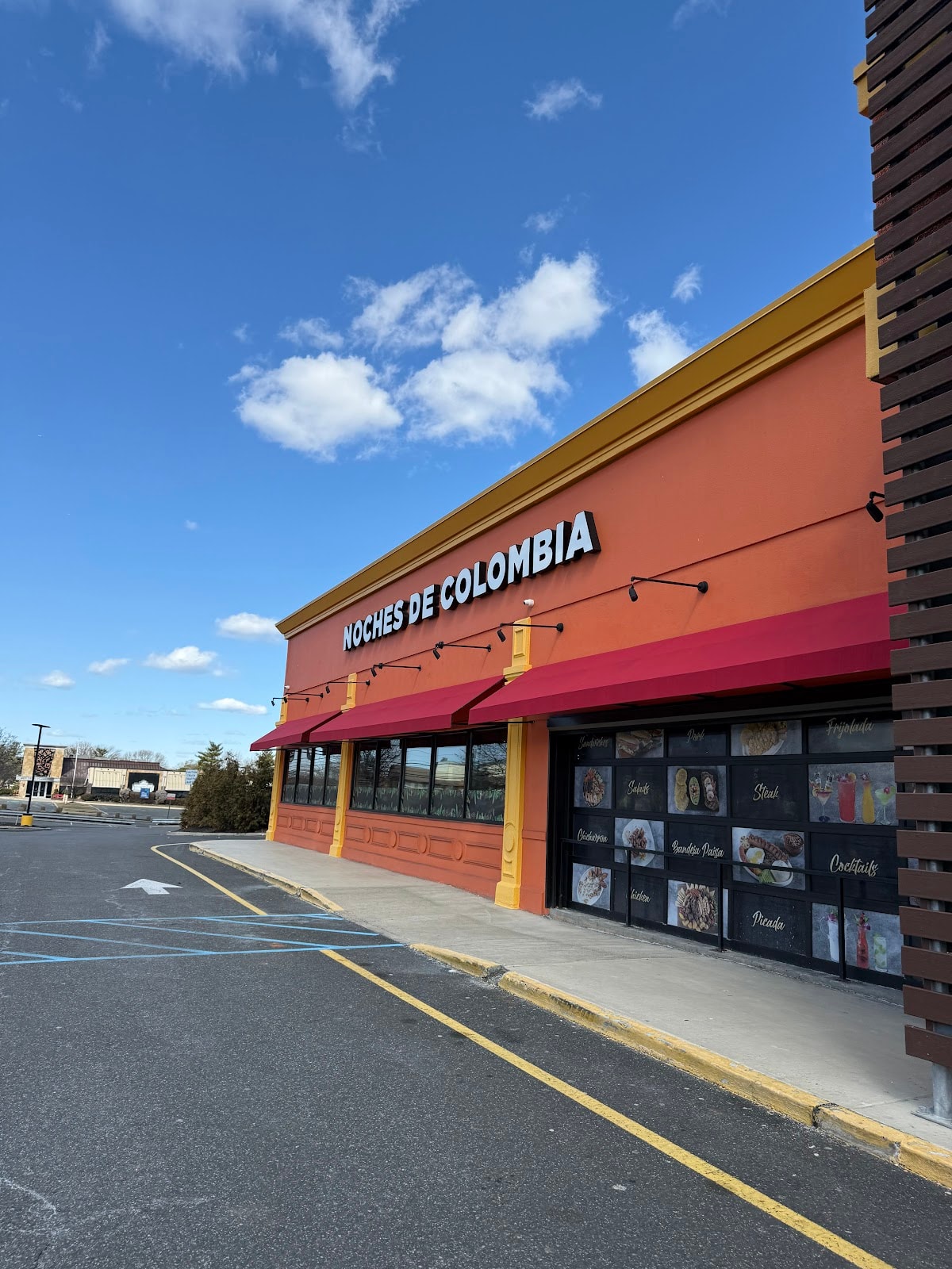 Colombia Bakery Restaurant & Bar