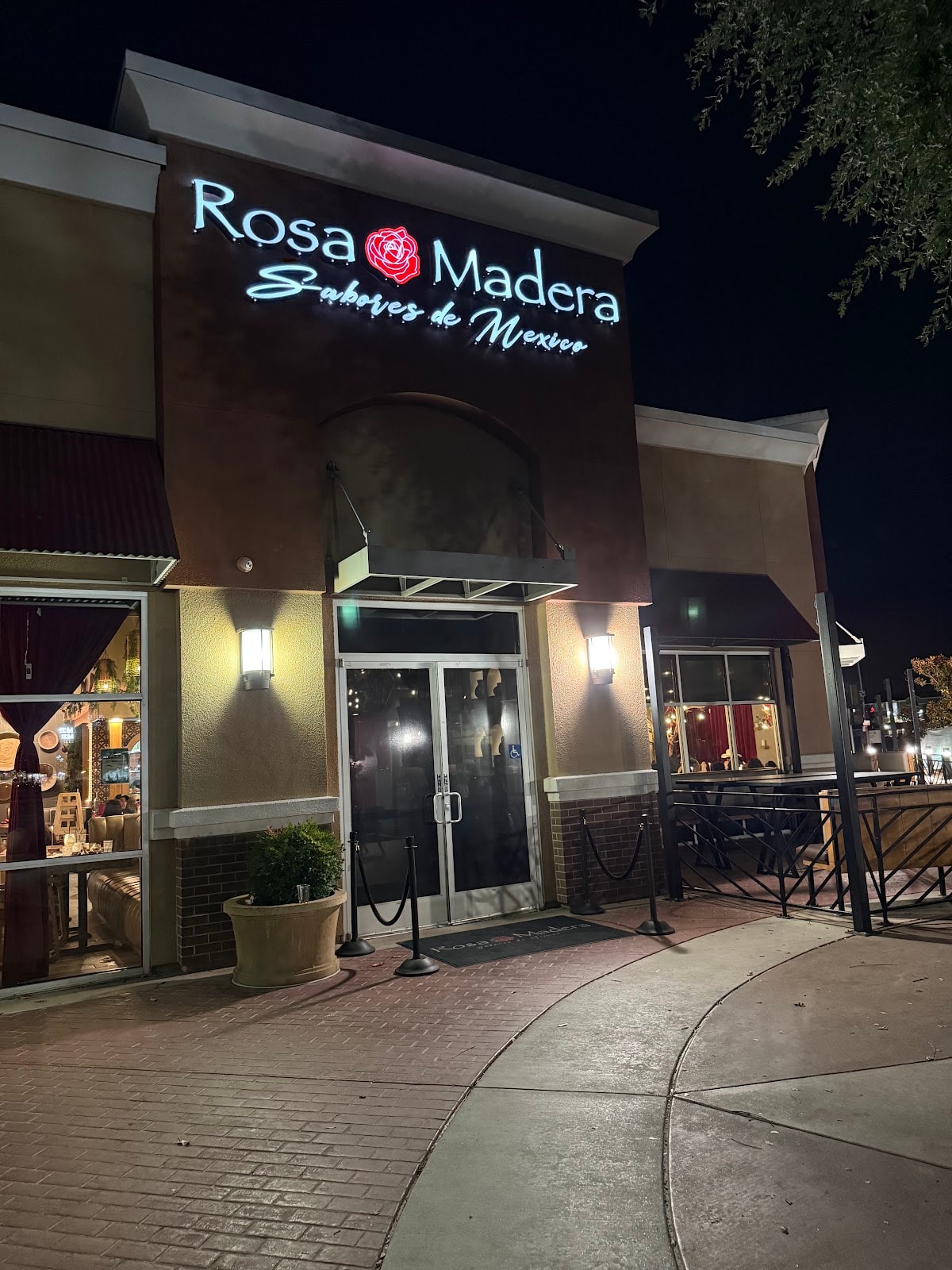 Rosa Madera