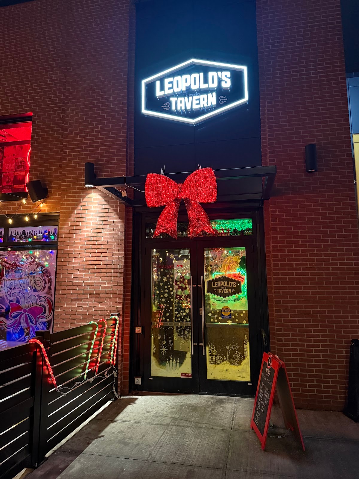 Leopold's Tavern Calgary - Seton