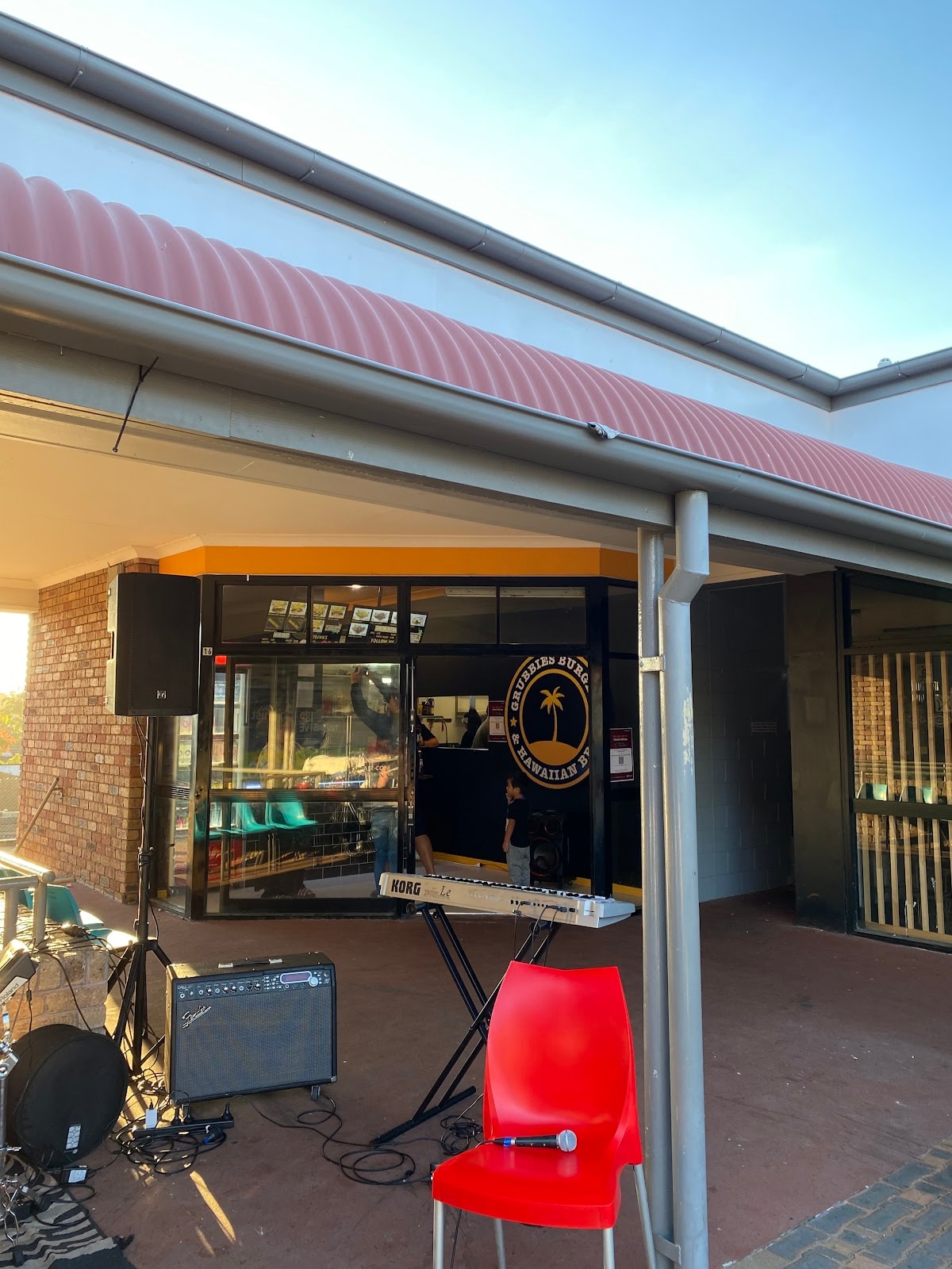 Grubbies Burgers & Hawaiian BBQ