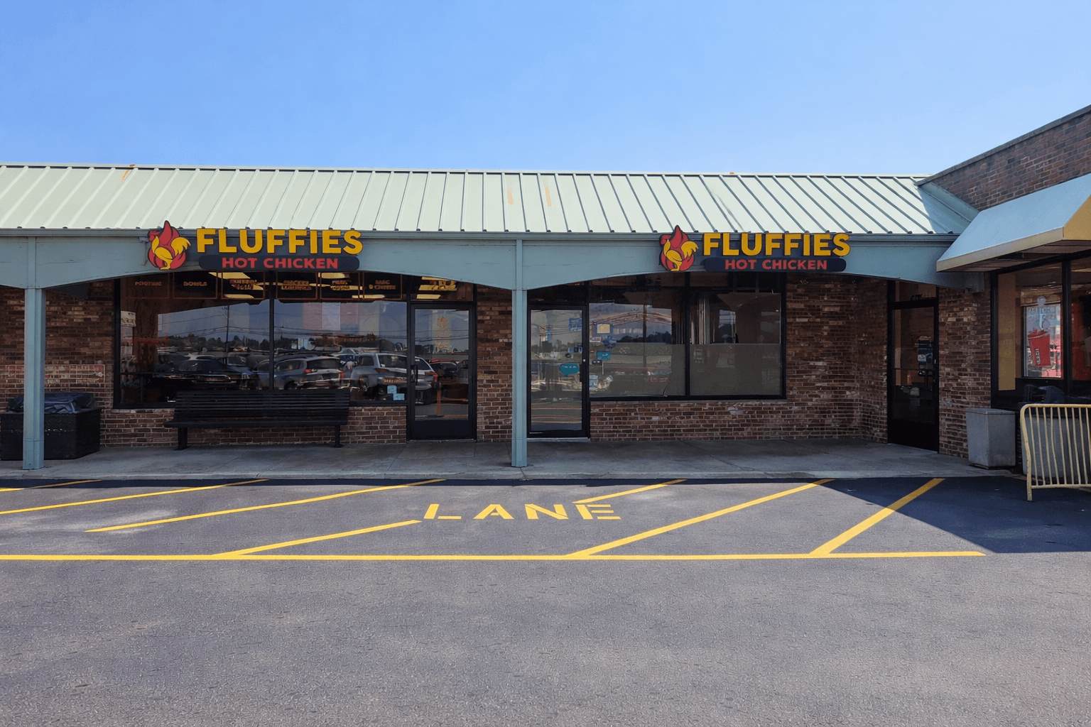 Fluffies Hot Chicken - Hackensack