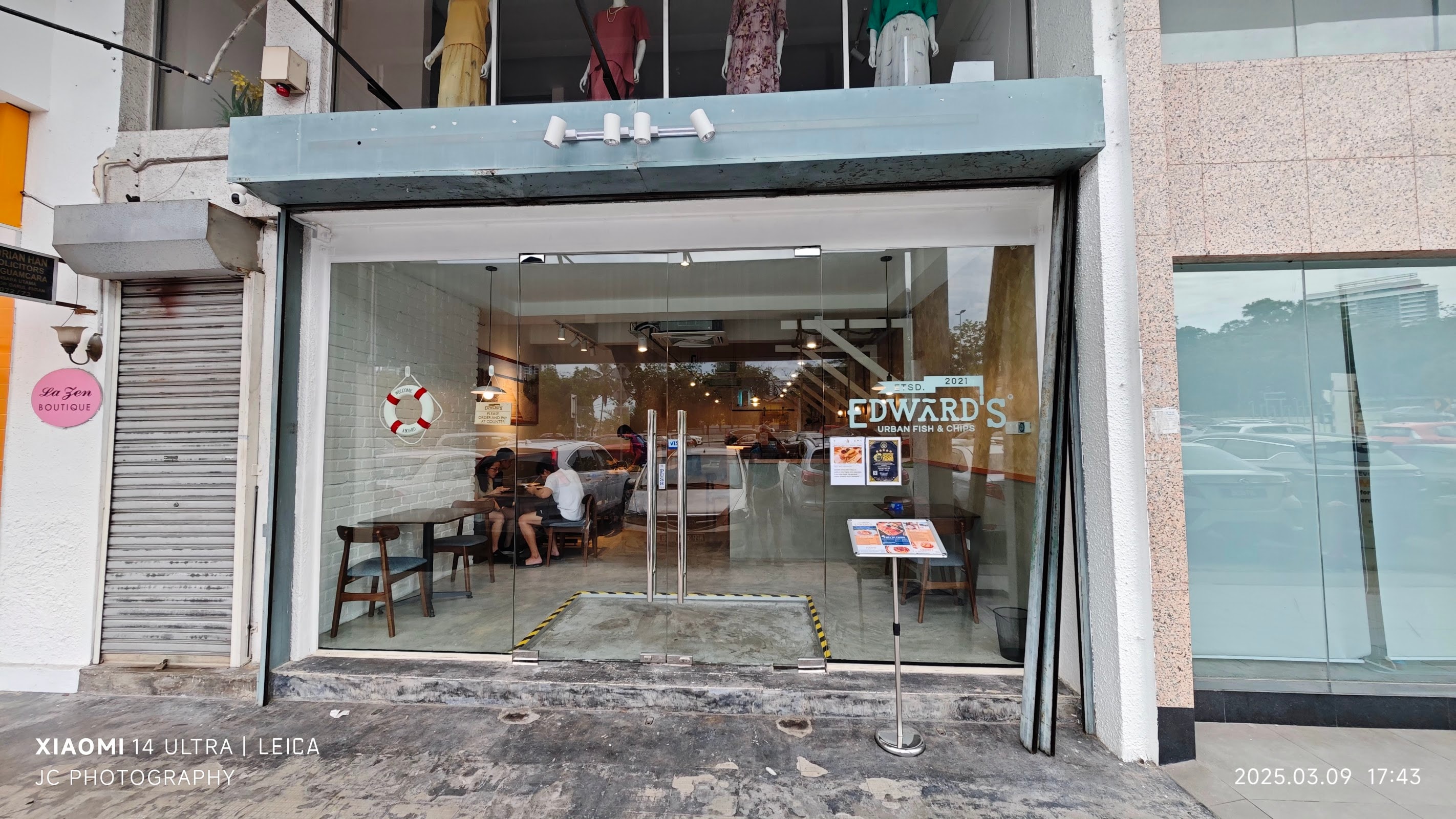 Edward's Urban Fish & Chips • Uptown