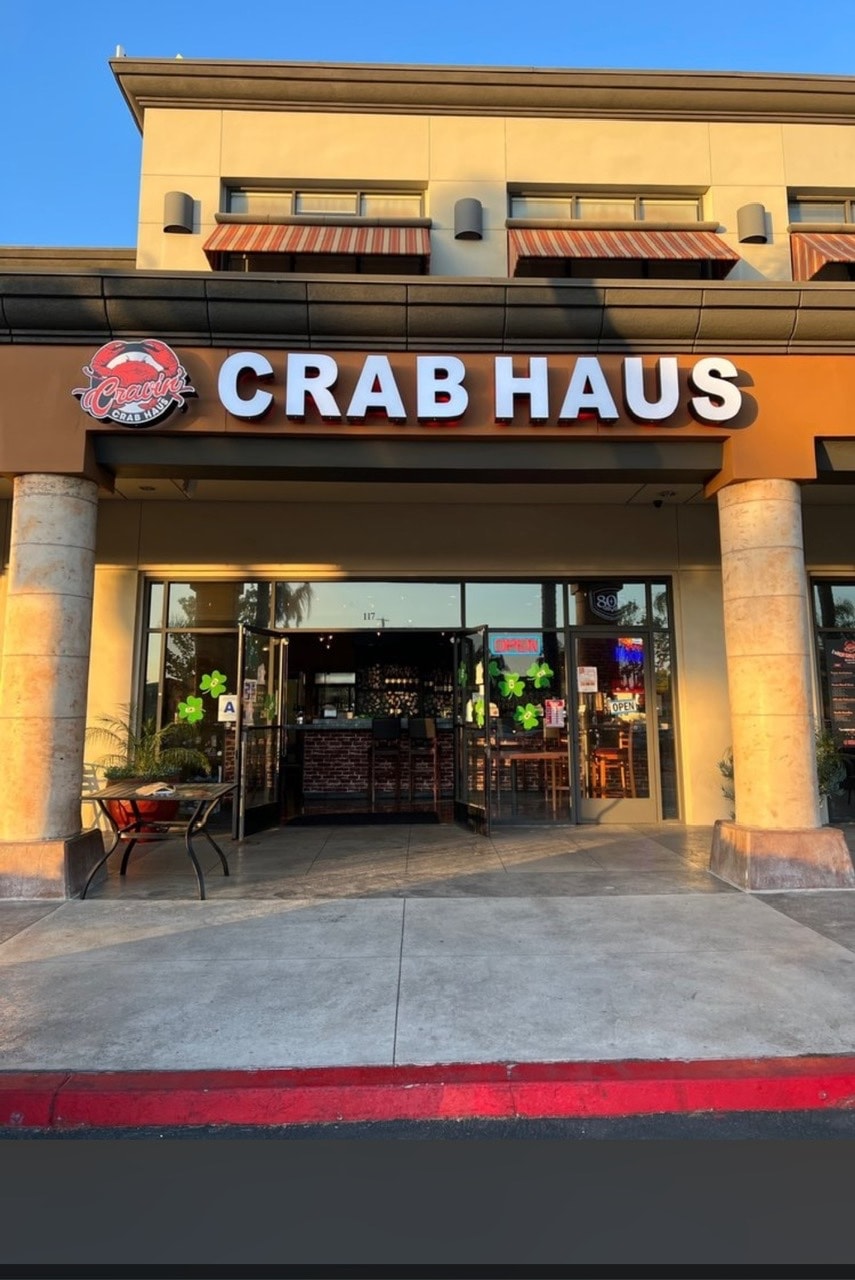 Cravin' Crab Haus