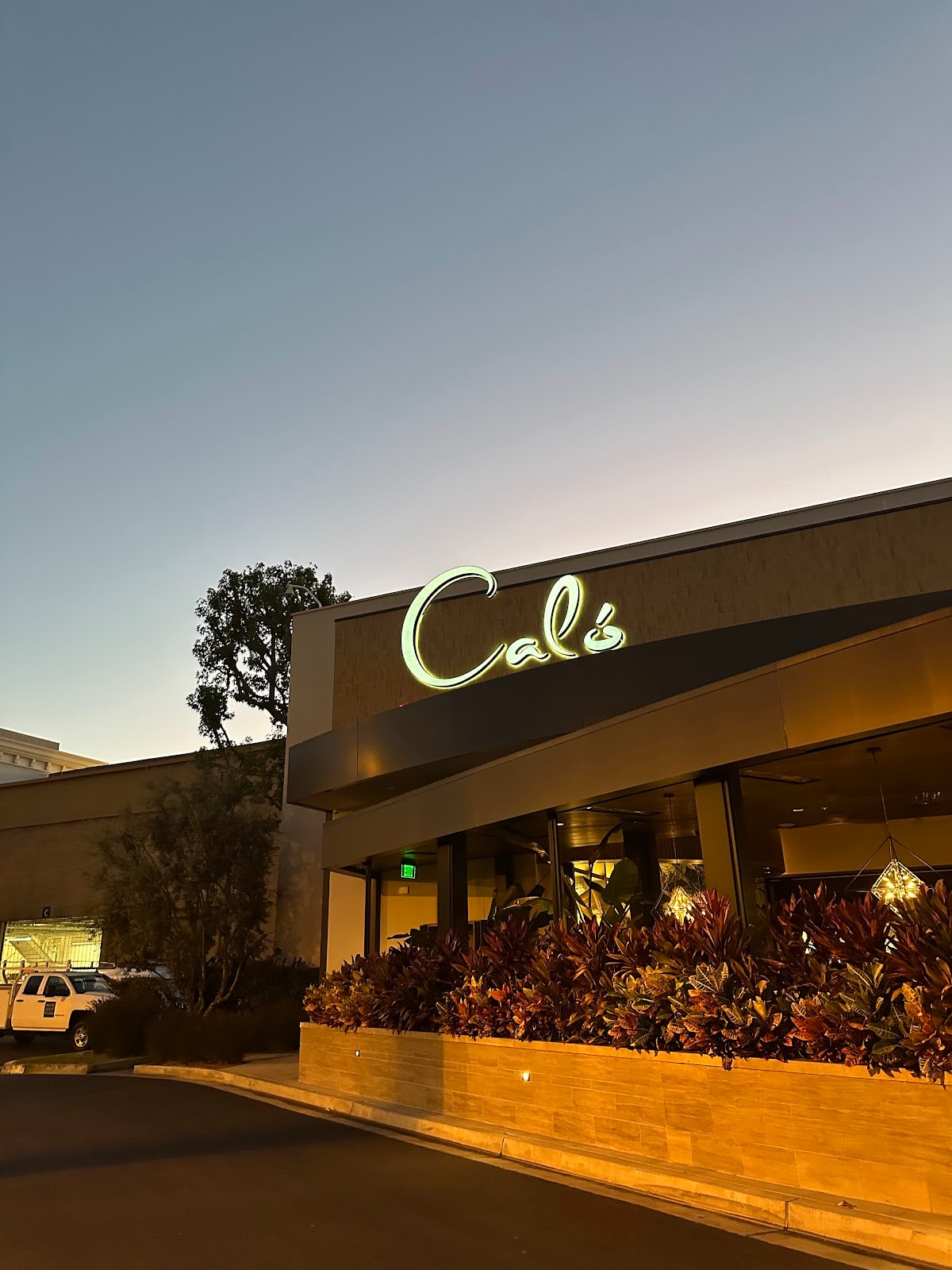Caló Kitchen + Tequila