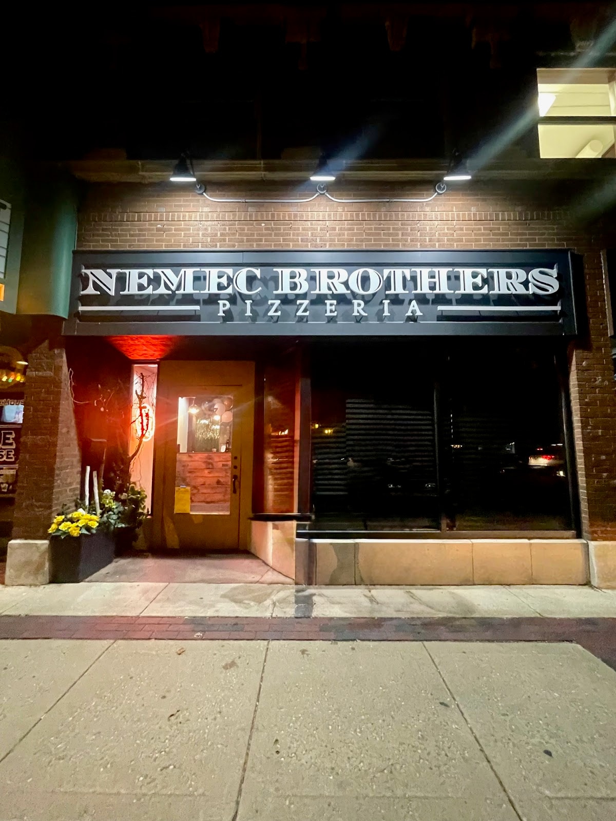 Nemec Brothers Pizzeria