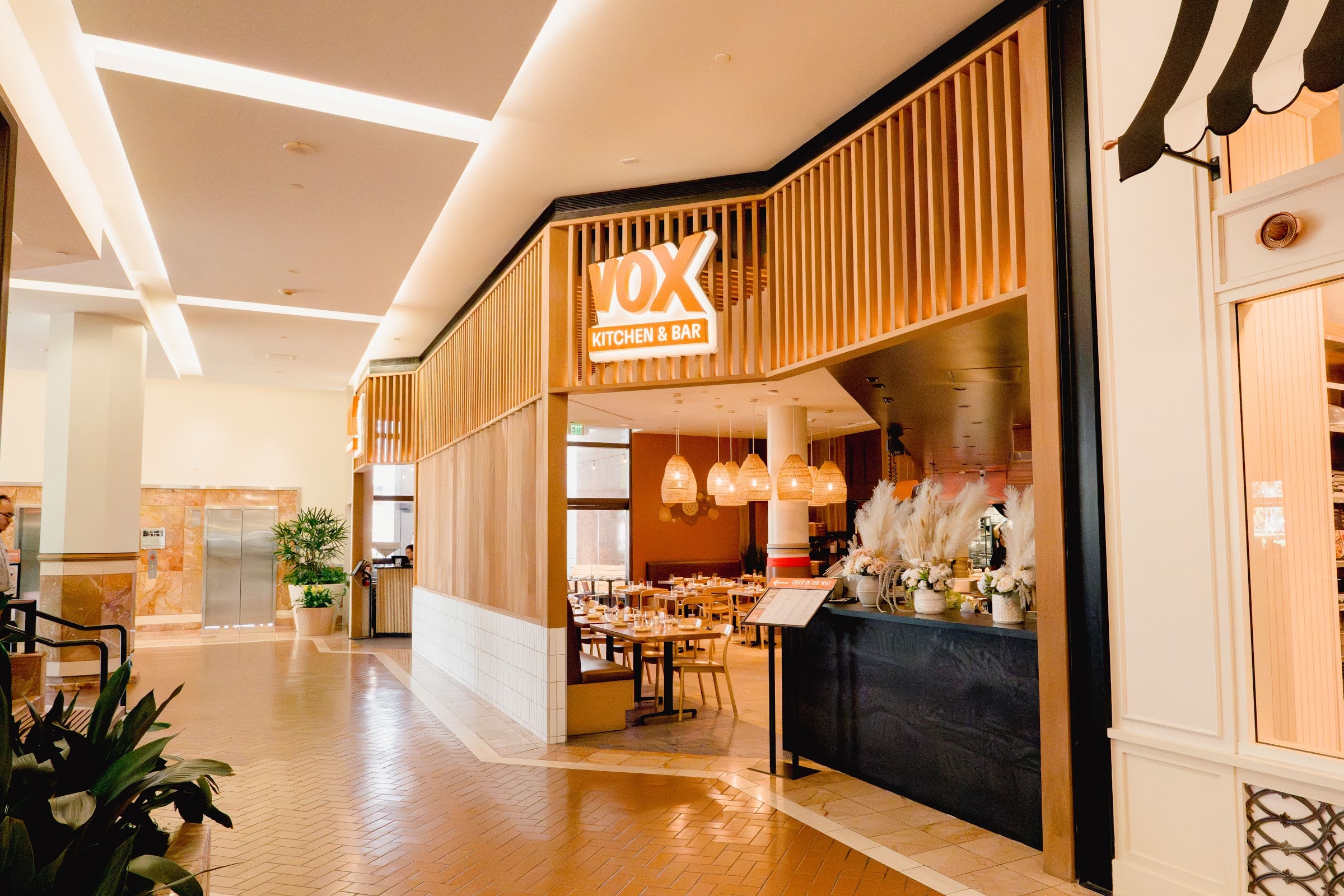 VOX Kitchen & Bar