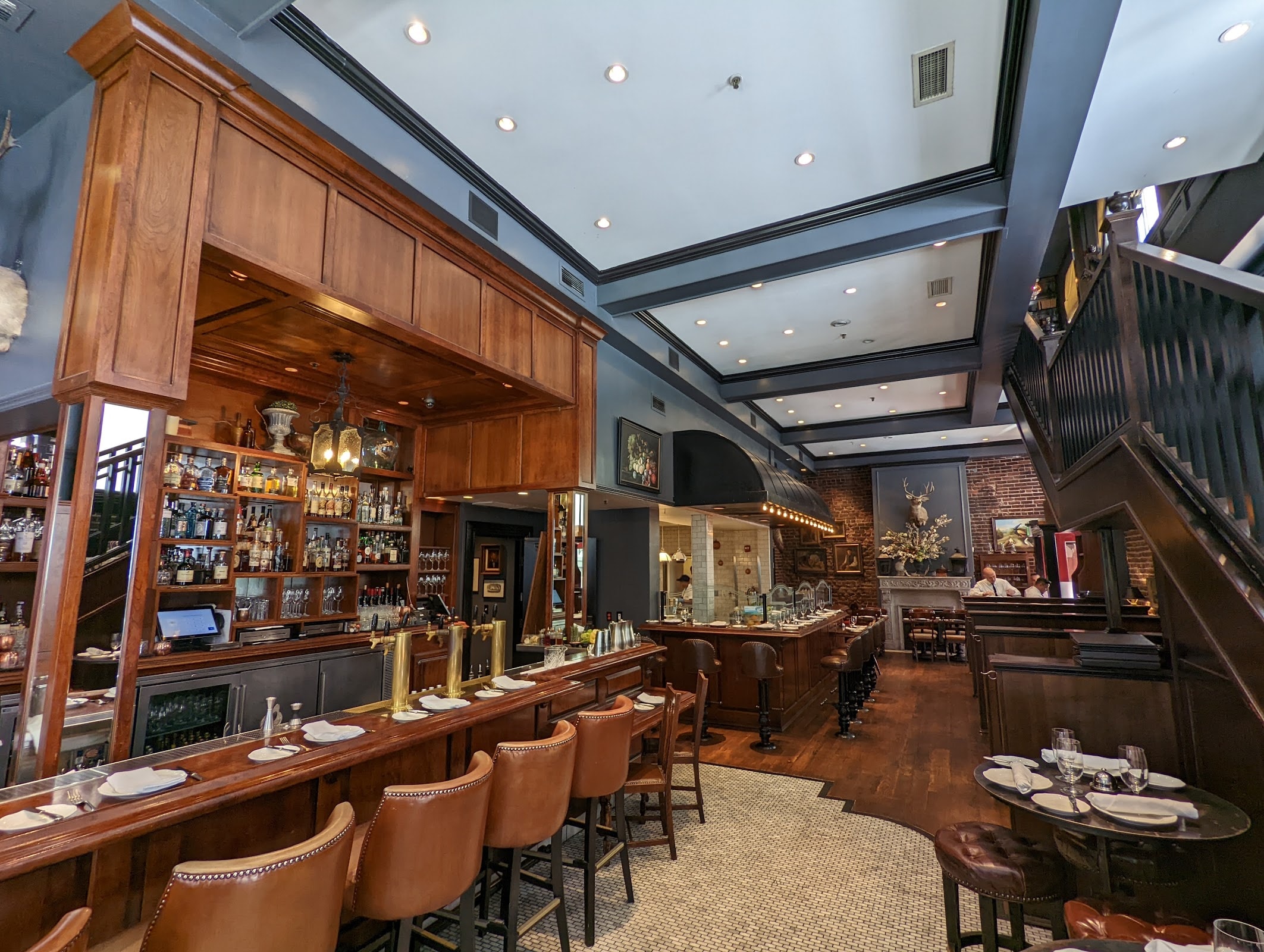 Wayfare Tavern