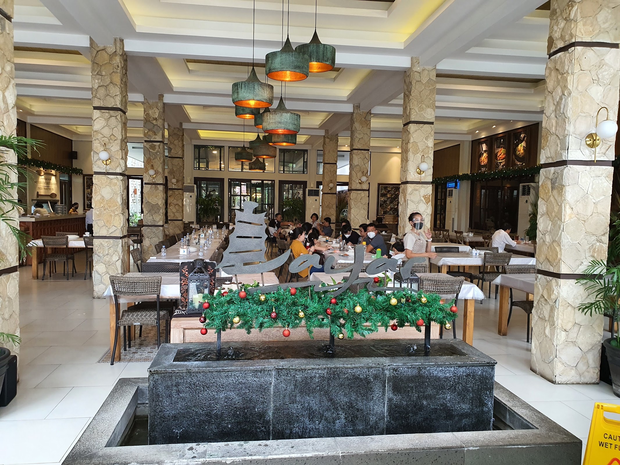 Layar Seafood & Ikan Bakar Pesanggrahan