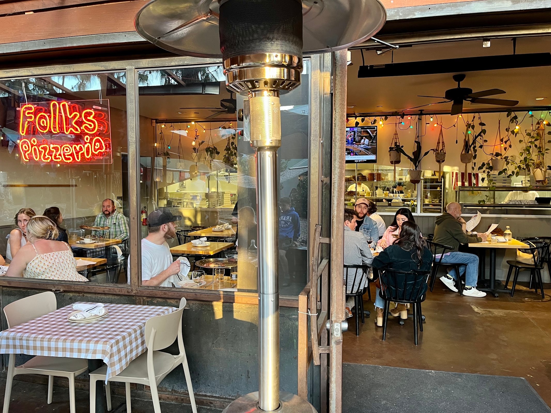 Folks Pizzeria