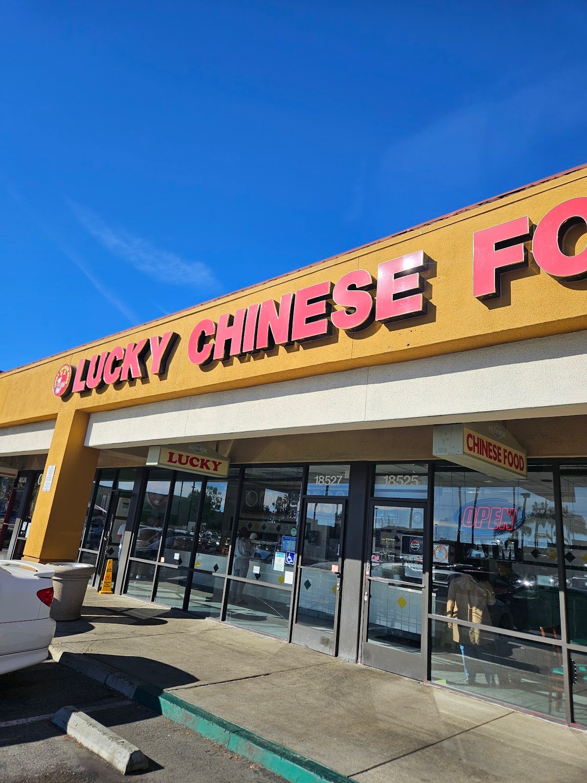 Lucky Chinese Food
