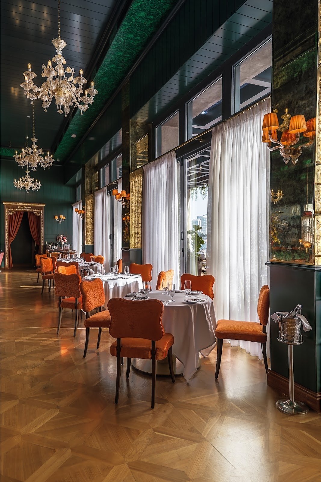 Carbone Doha