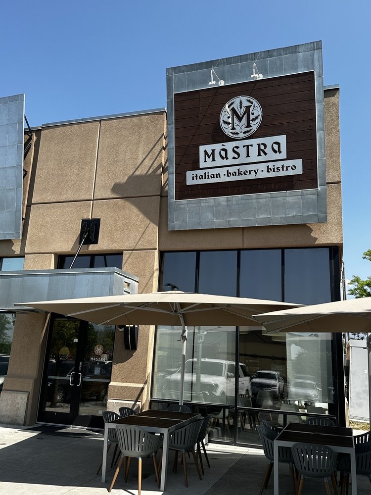 Màstra Italian Bakery Bistro