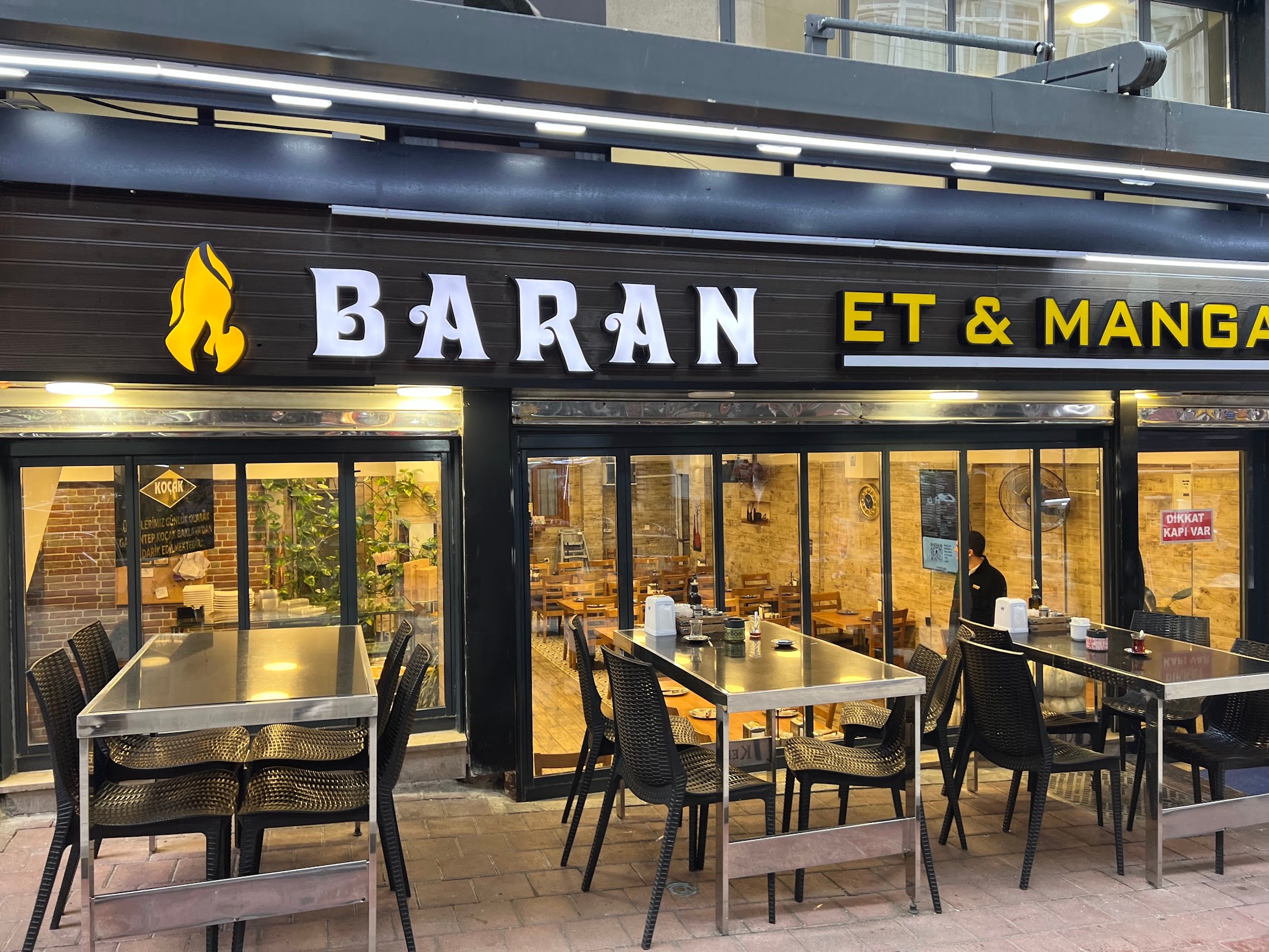 Baran Et Mangal