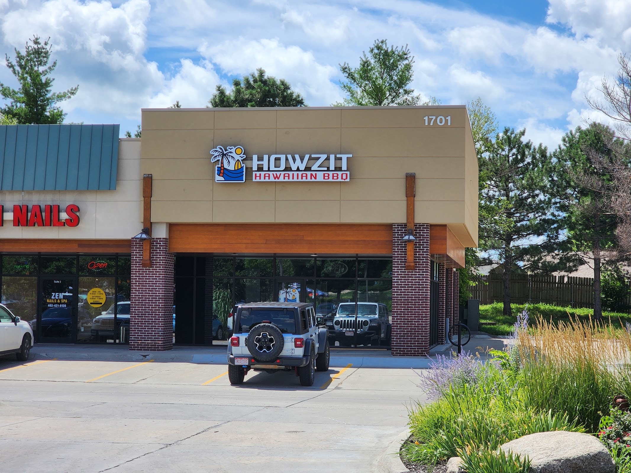 Howzit Hawaiian BBQ