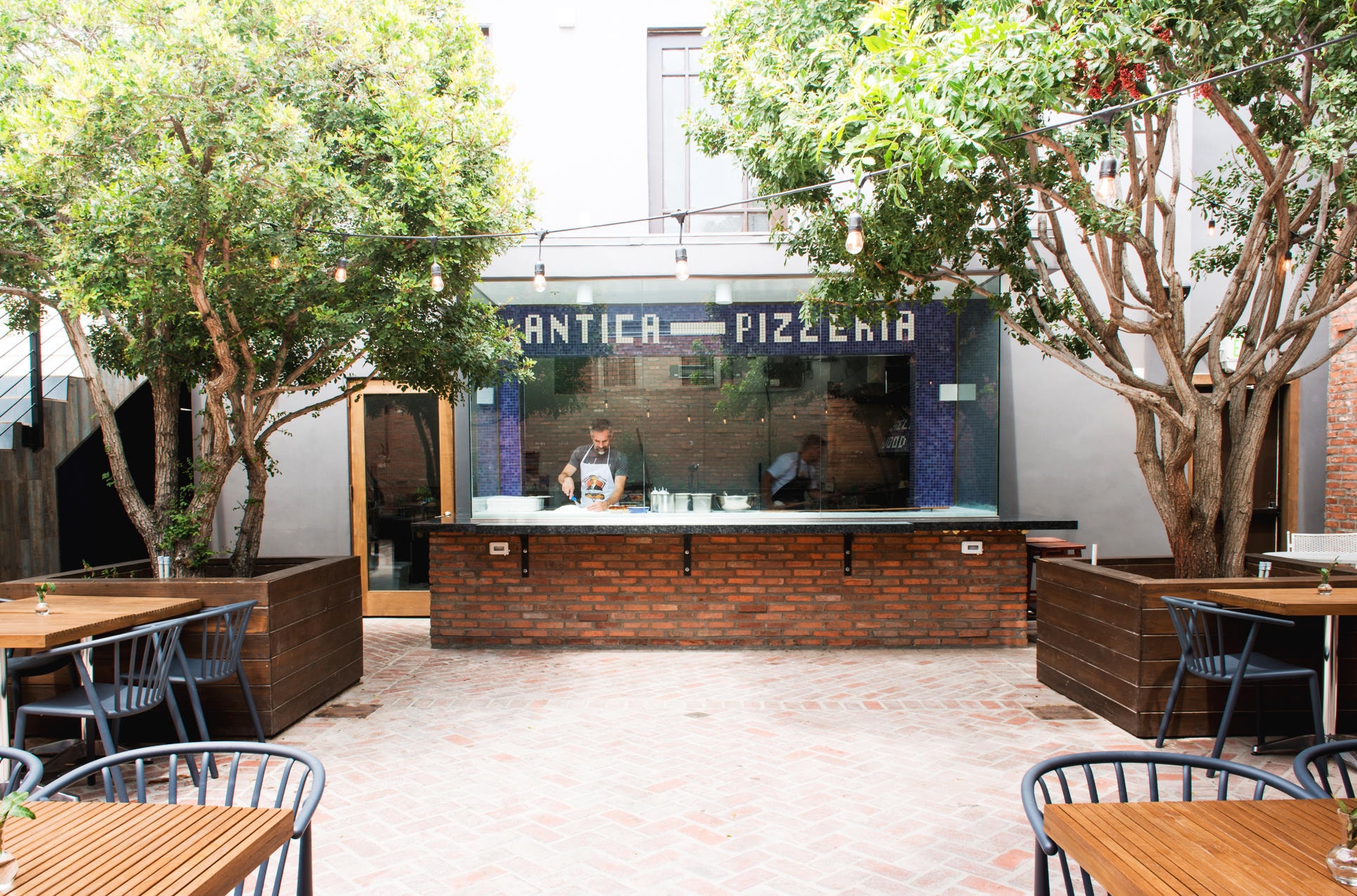 LβAntica Pizzeria da Michele