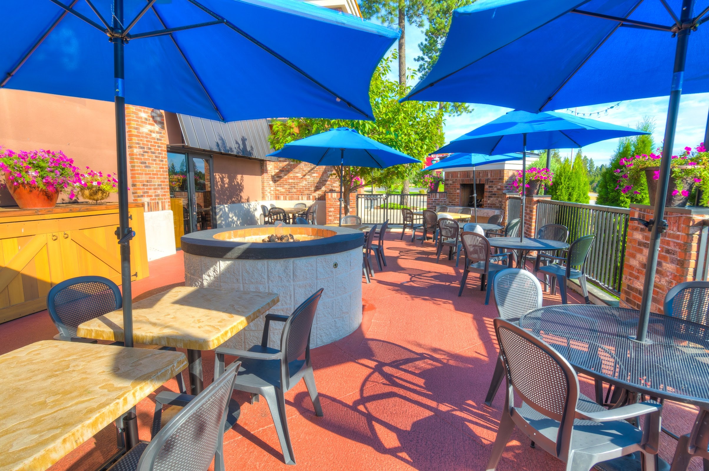 MacKenzie River Pizza, Grill & Pub