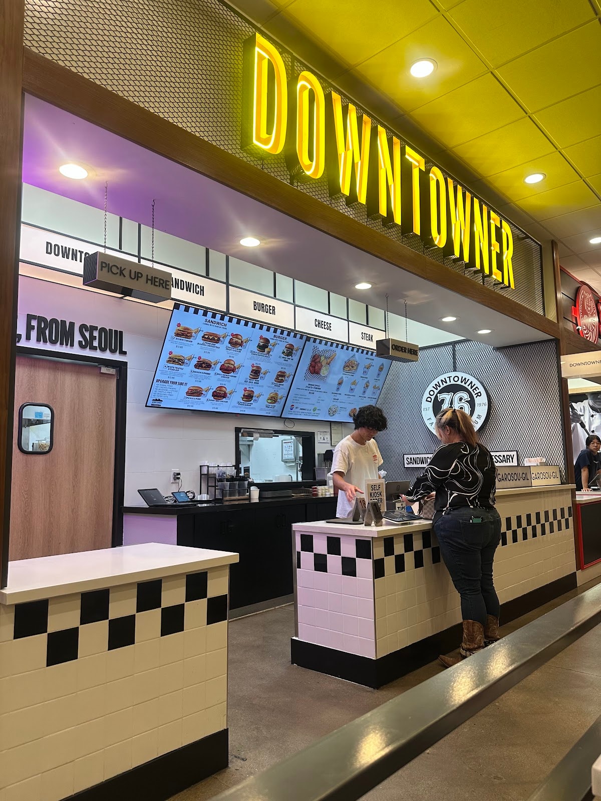 Downtowner Sandwich & Burgers