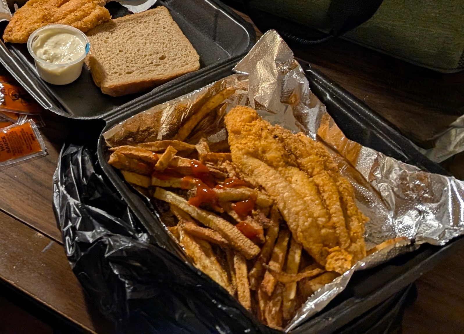 Cuzzo’s fish and chicken