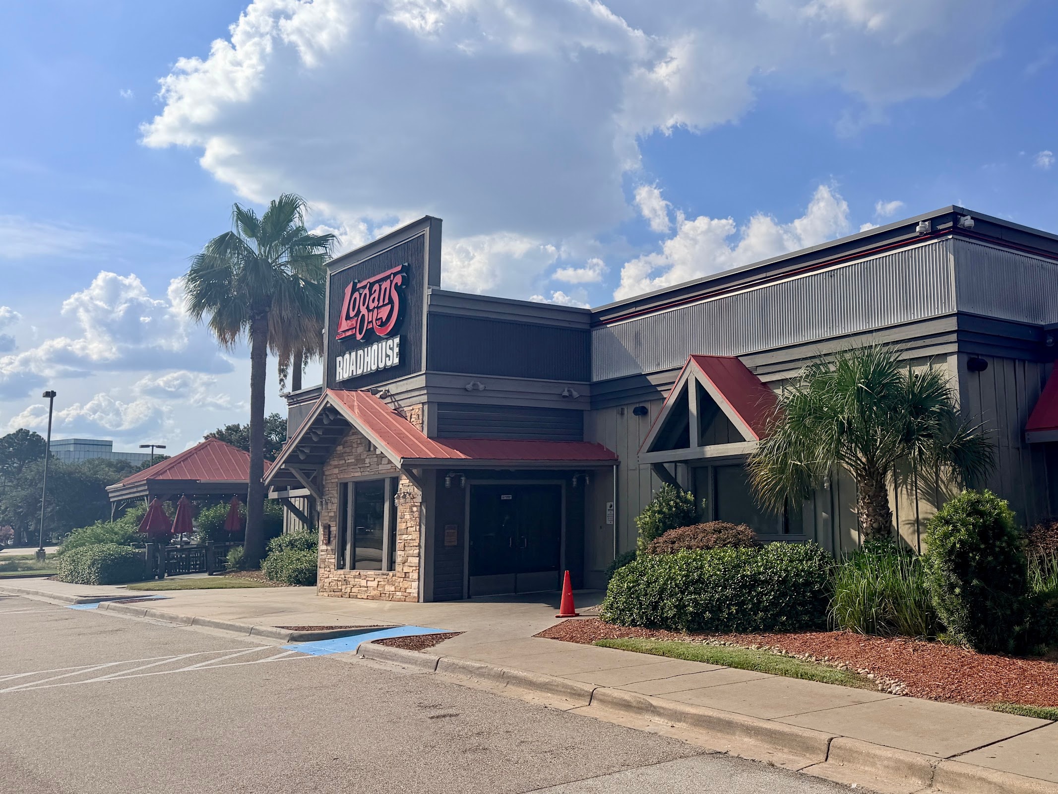 Logan's Roadhouse